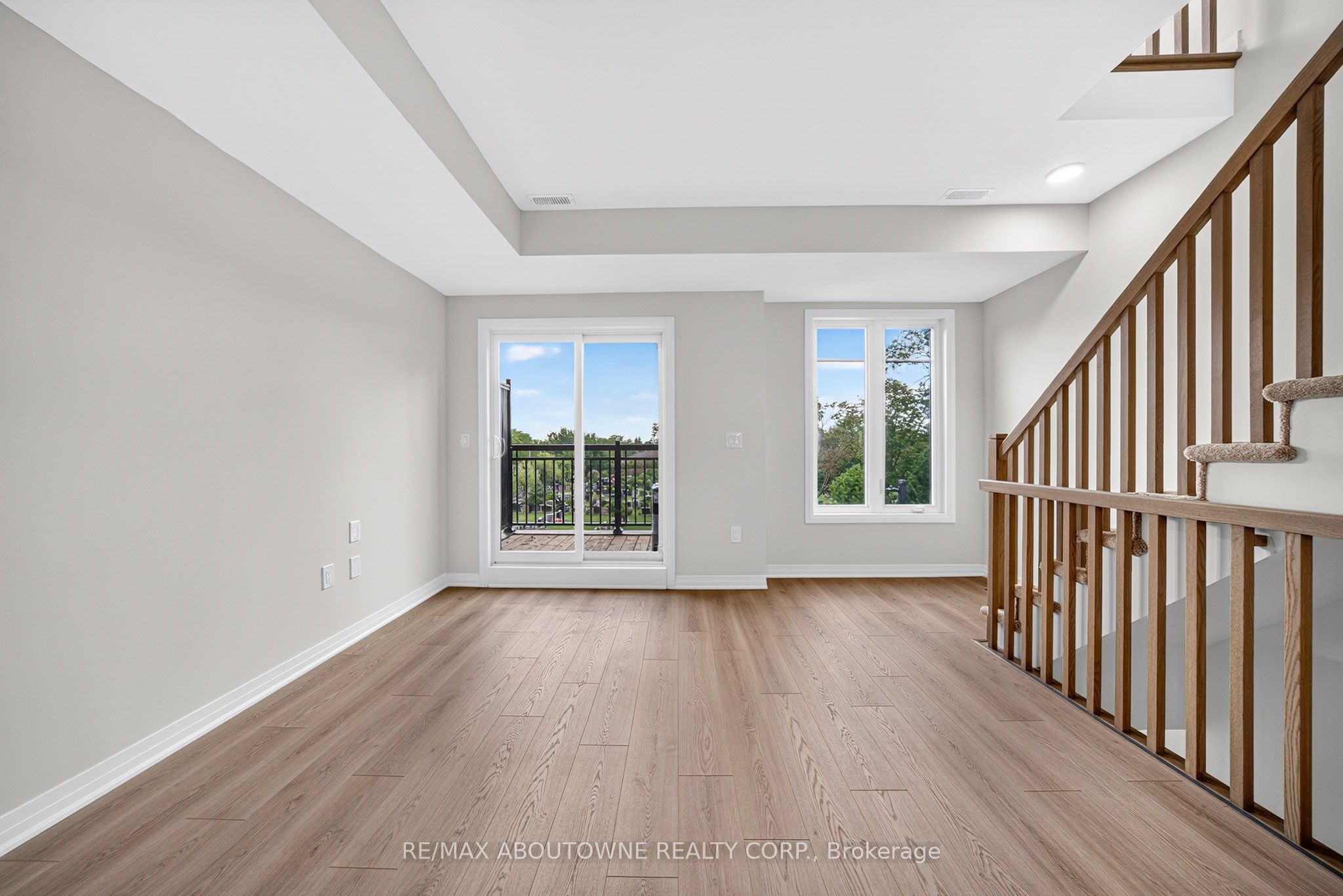 24 – 725 Front Royal Street, Mississauga ‣ W13745626 24 – 725 Front Royal Street, Mississauga ‣ W13745626