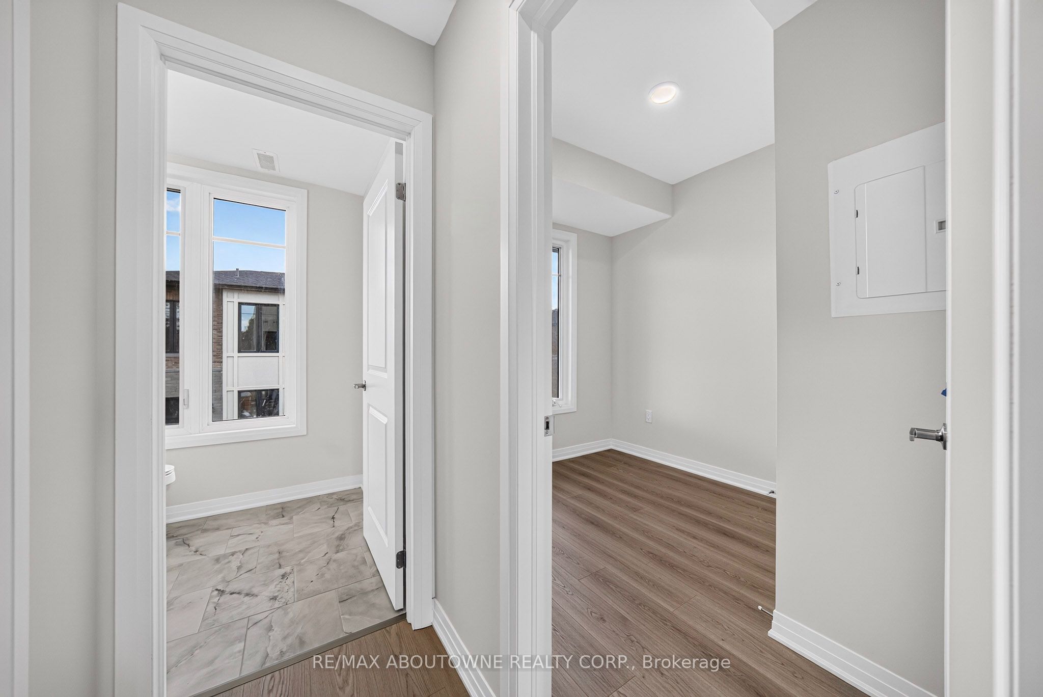 24 – 725 Front Royal Street, Mississauga ‣ W13745626 24 – 725 Front Royal Street, Mississauga ‣ W13745626