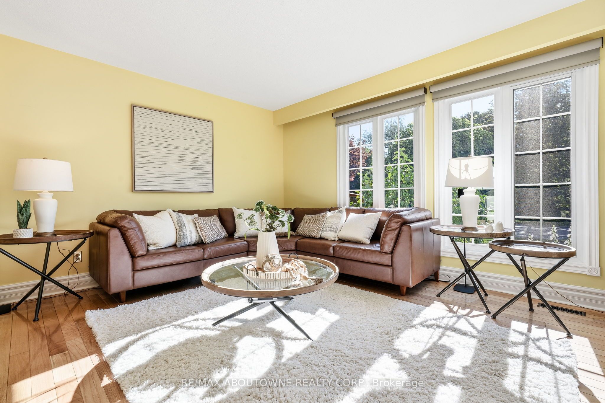 1177 Grand Boulevard, Oakville ‣ W13753610 1177 Grand Boulevard, Oakville ‣ W13753610