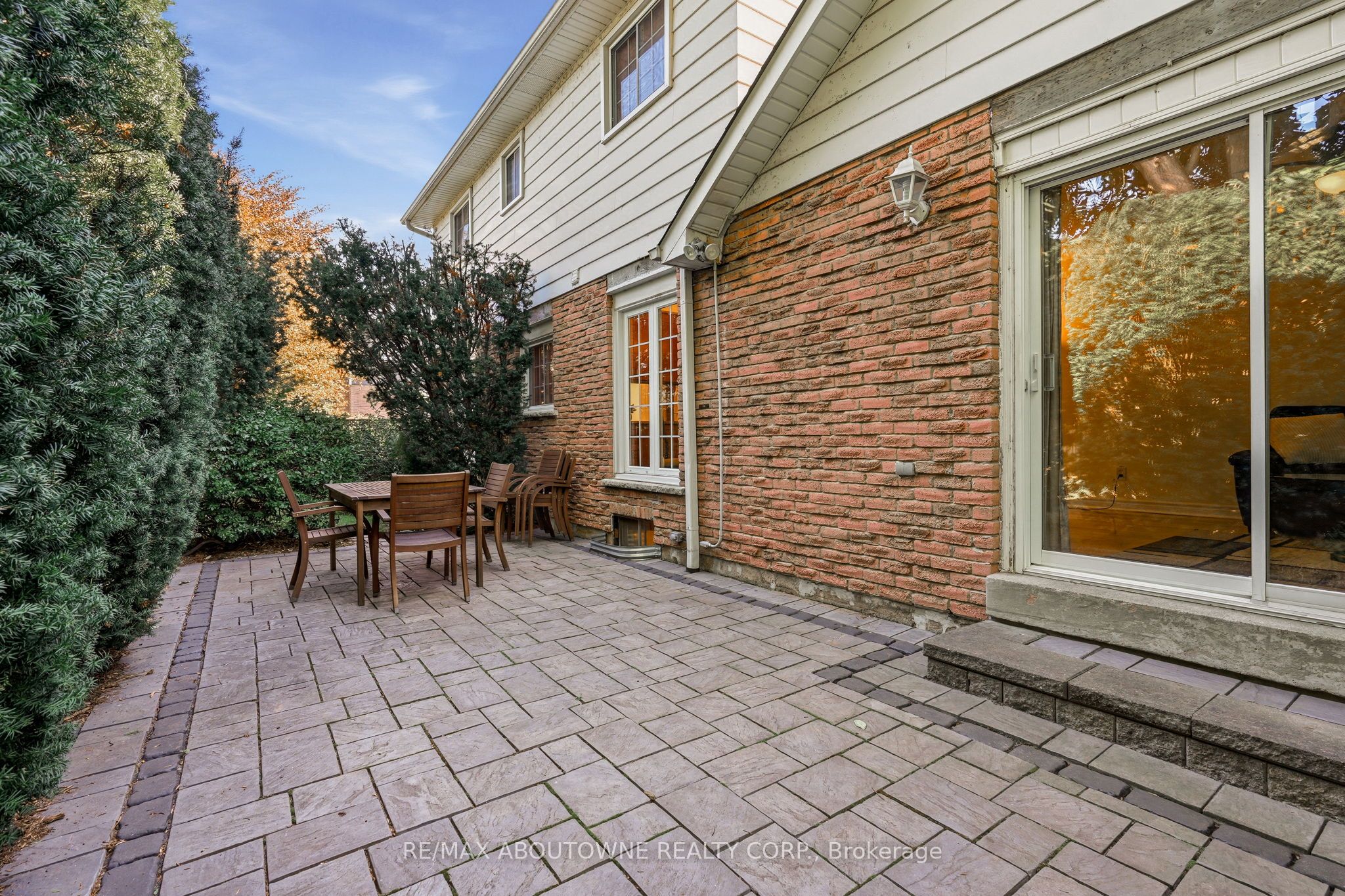 1177 Grand Boulevard, Oakville ‣ W13753610 1177 Grand Boulevard, Oakville ‣ W13753610