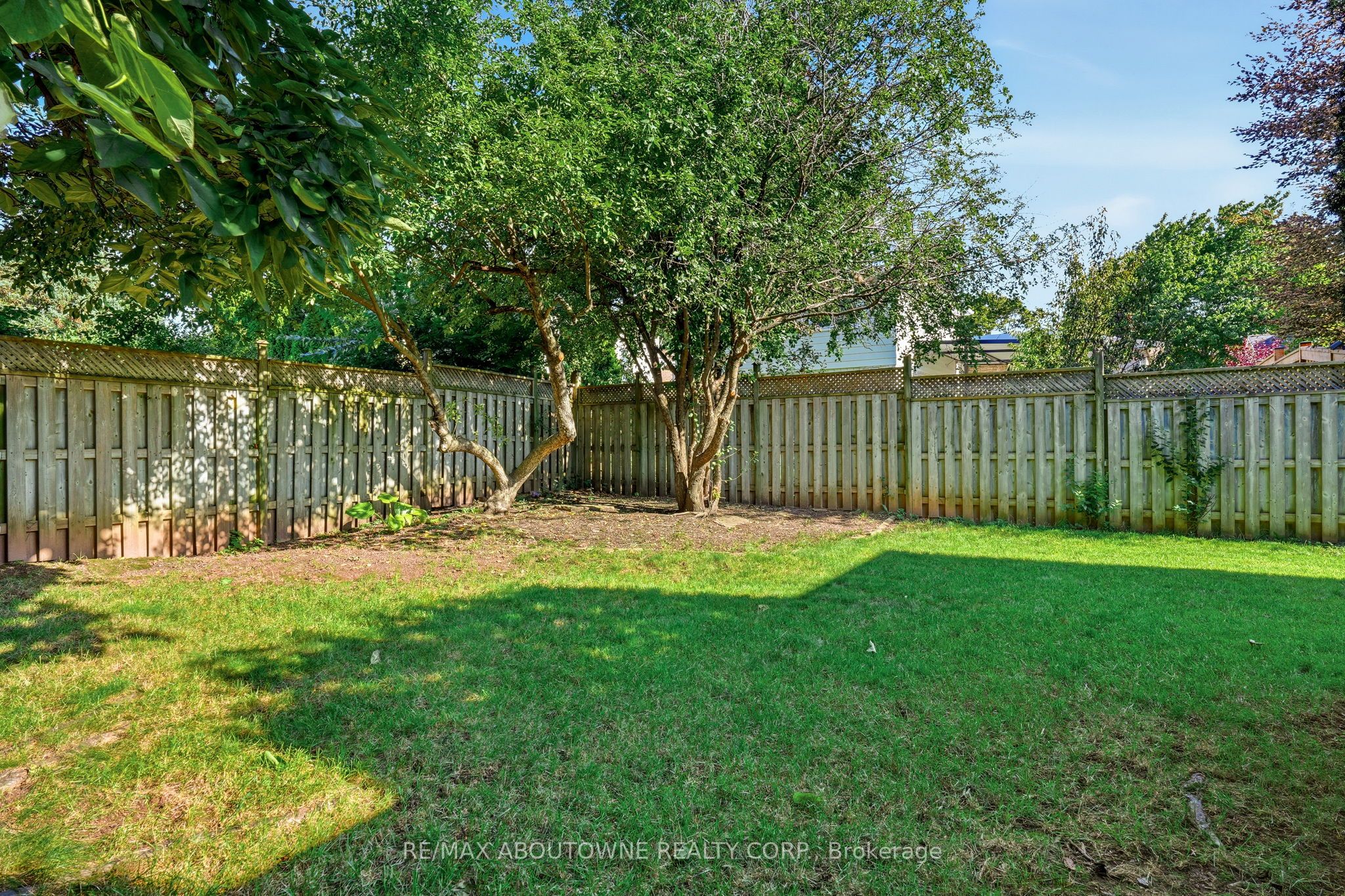 1177 Grand Boulevard, Oakville ‣ W13753610 1177 Grand Boulevard, Oakville ‣ W13753610