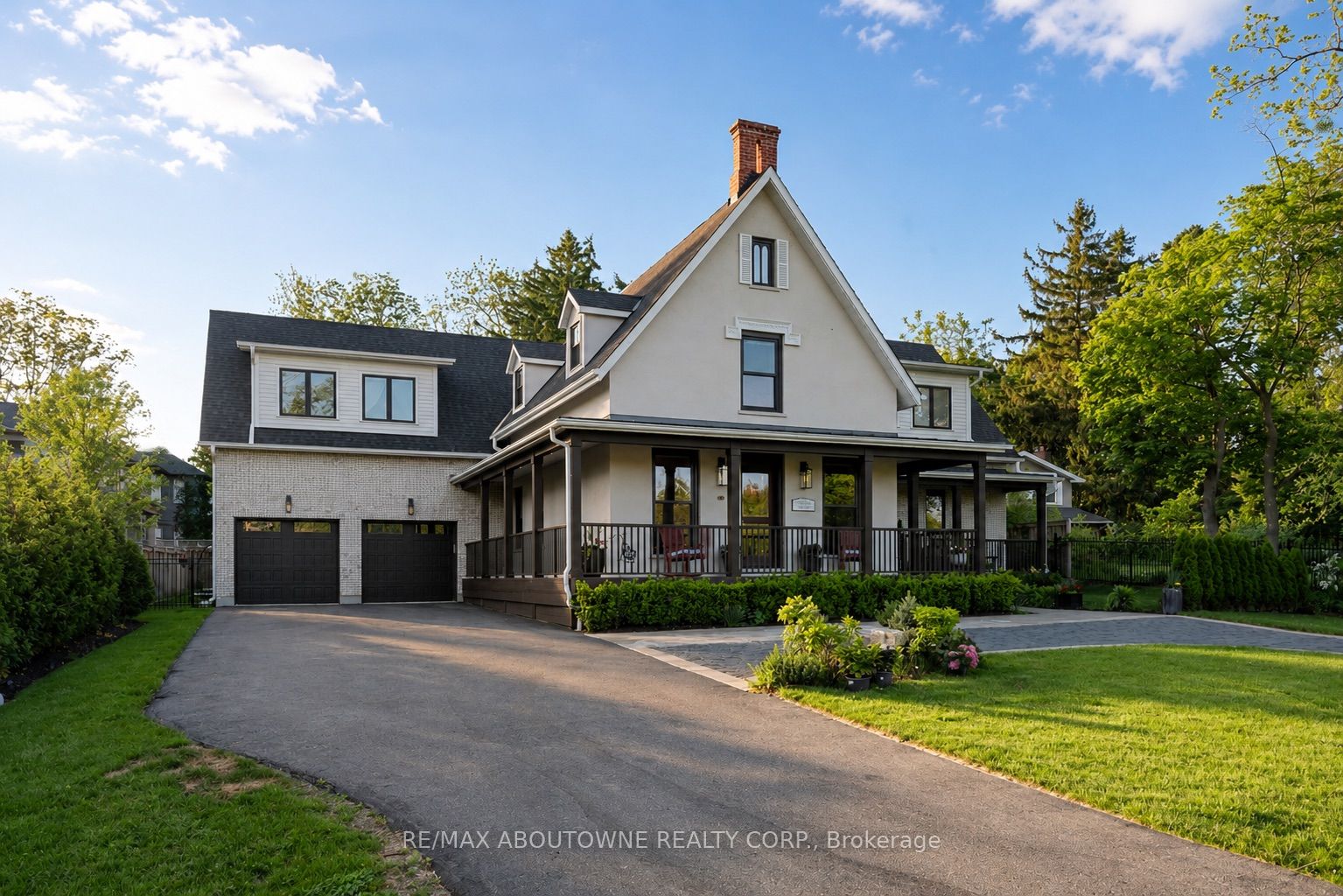 489 Lakeshore Road, Oakville