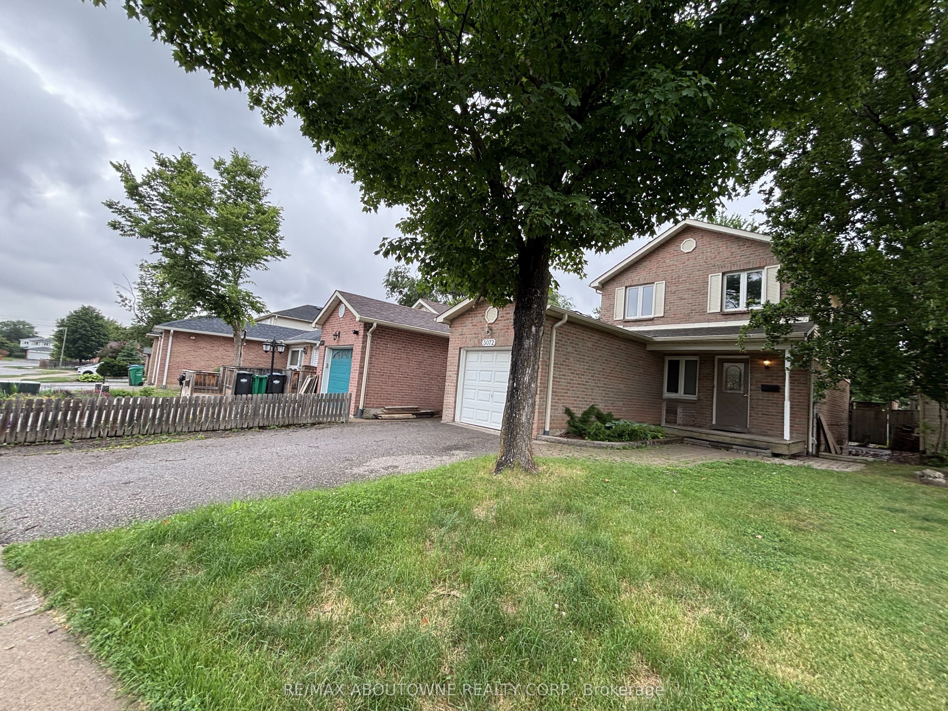 3072 Patrick Crescent, Mississauga ‣ W13778018 3072 Patrick Crescent, Mississauga ‣ W13778018