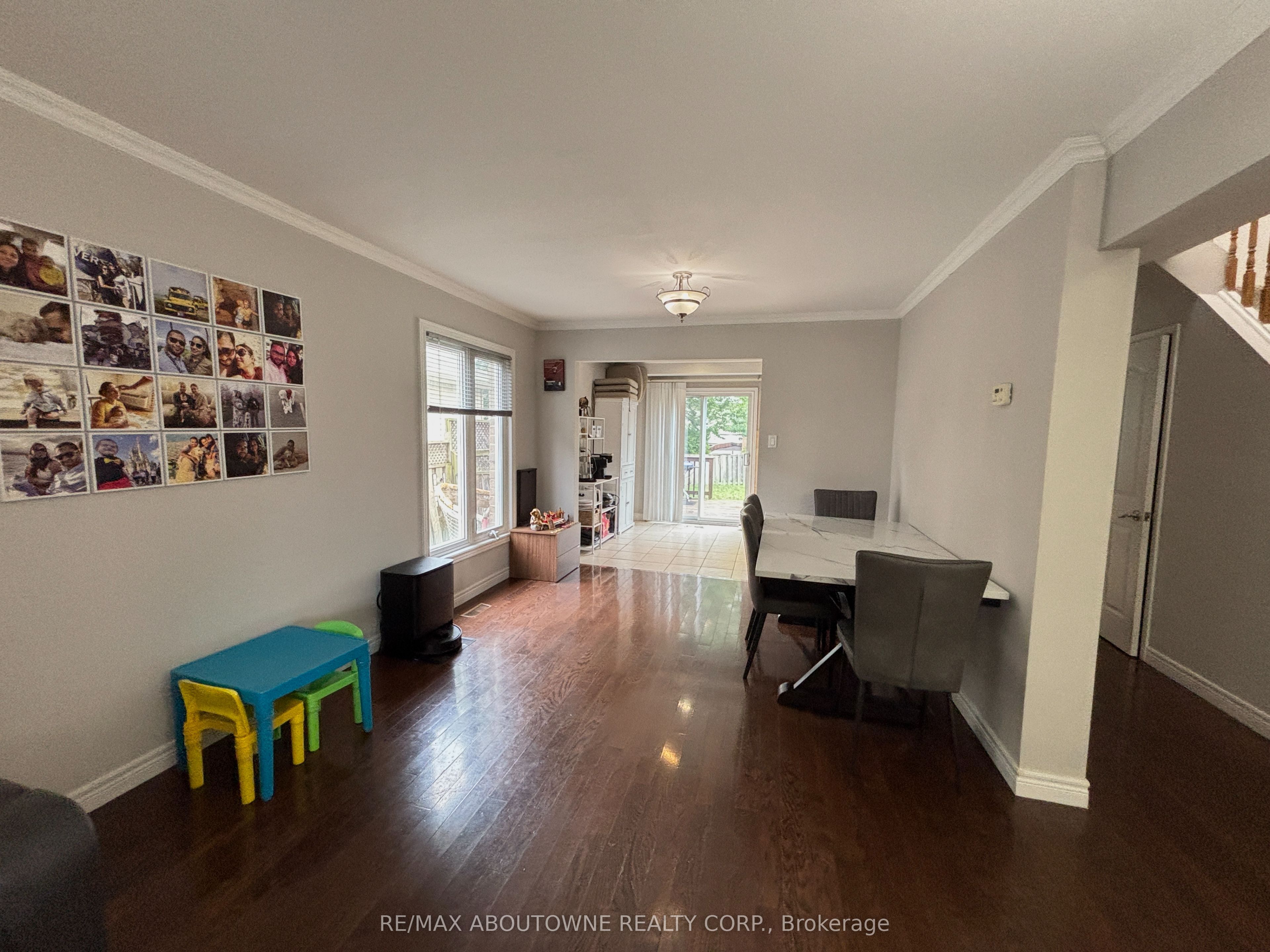 3072 Patrick Crescent, Mississauga ‣ W13778018 3072 Patrick Crescent, Mississauga ‣ W13778018