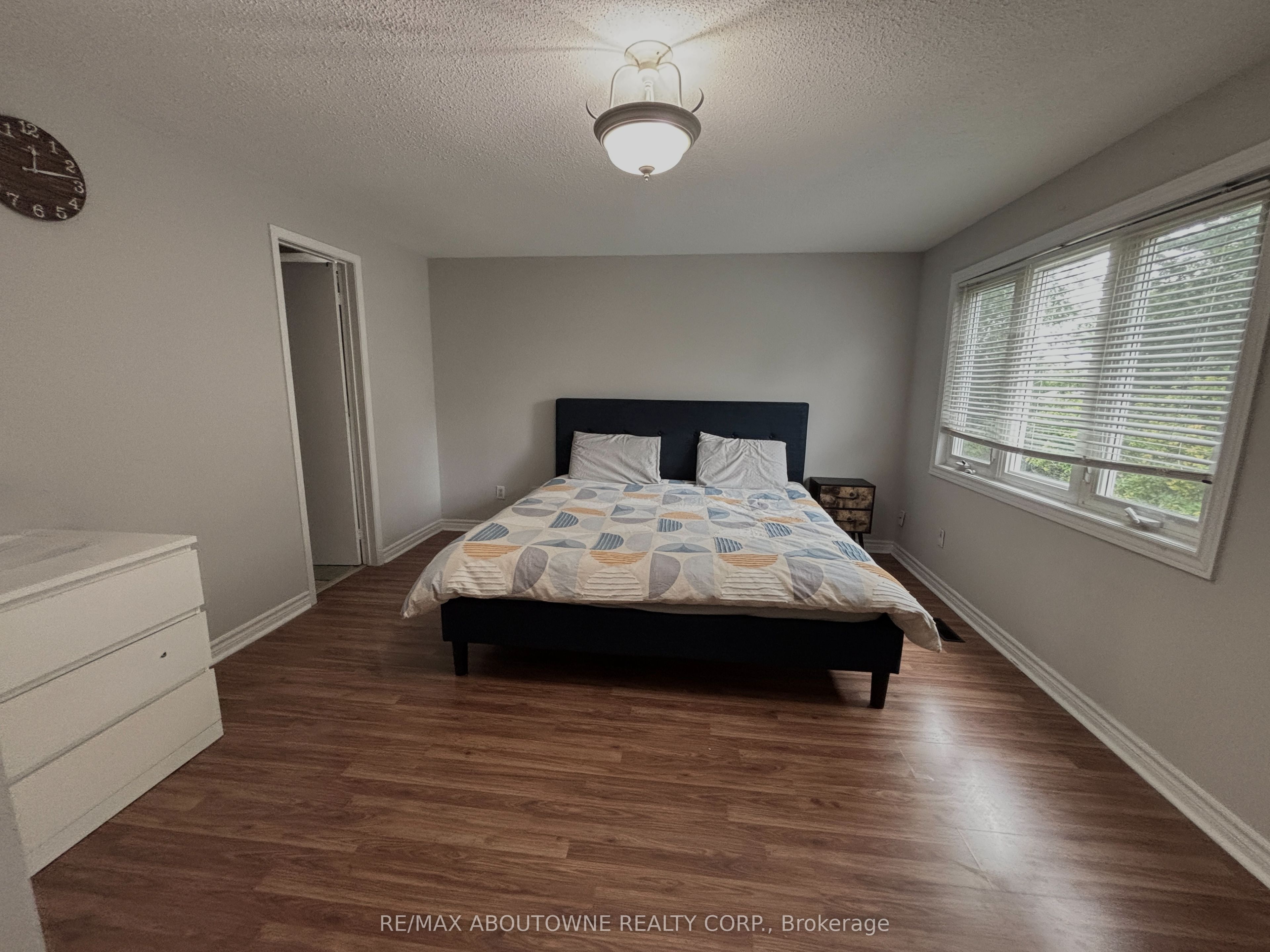 3072 Patrick Crescent, Mississauga ‣ W13778018 3072 Patrick Crescent, Mississauga ‣ W13778018