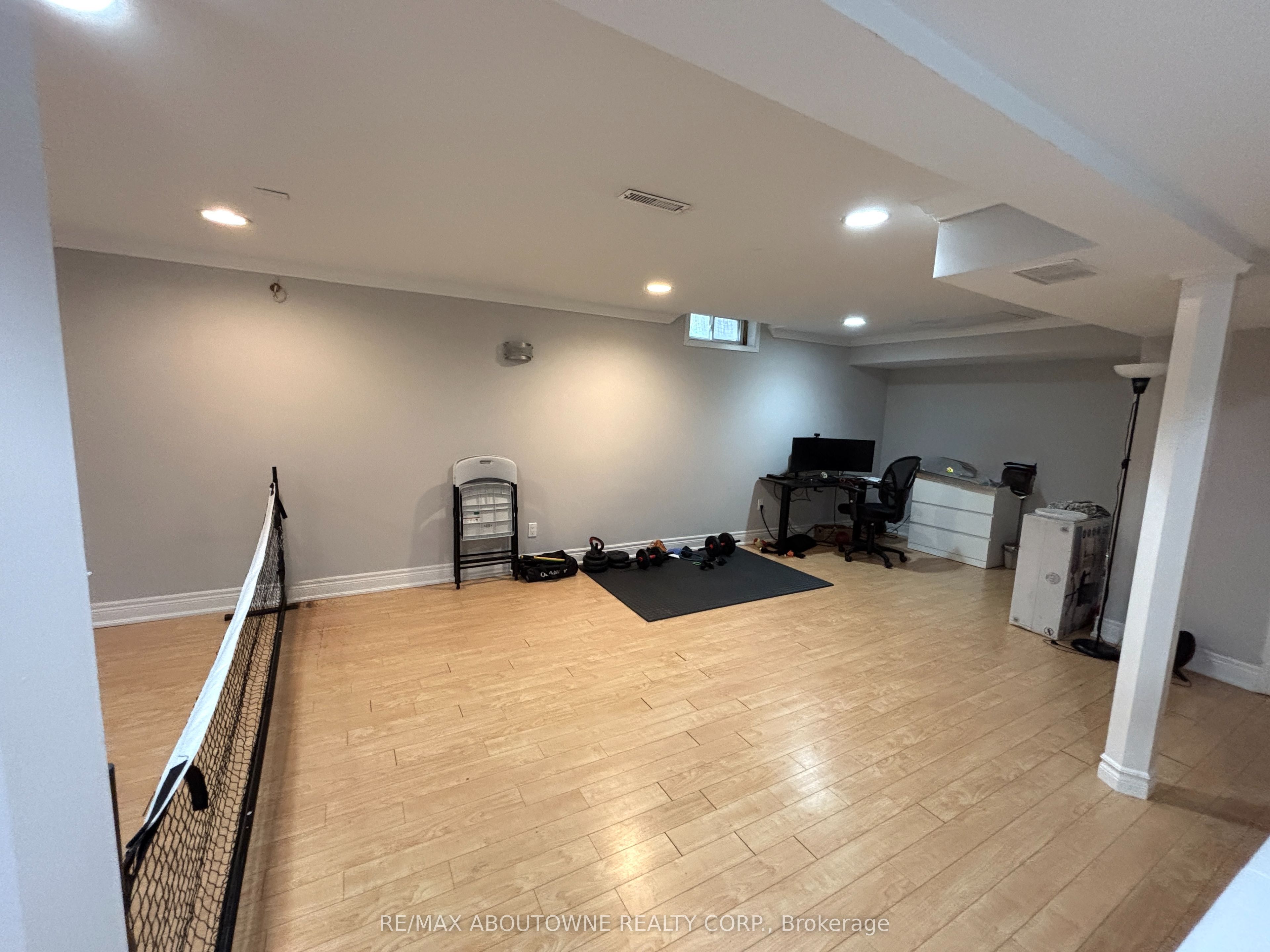 3072 Patrick Crescent, Mississauga ‣ W13778018 3072 Patrick Crescent, Mississauga ‣ W13778018