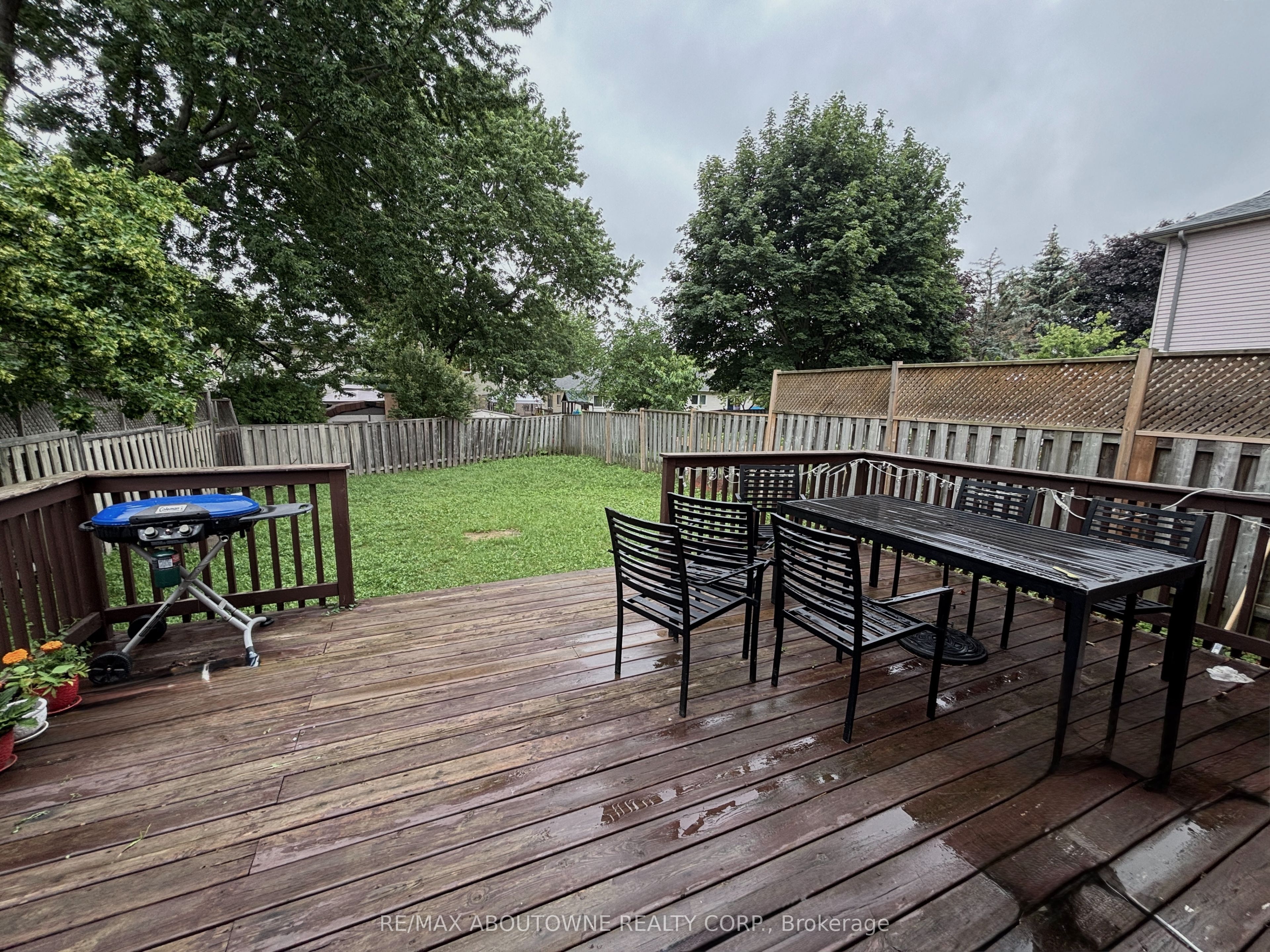 3072 Patrick Crescent, Mississauga ‣ W13778018 3072 Patrick Crescent, Mississauga ‣ W13778018