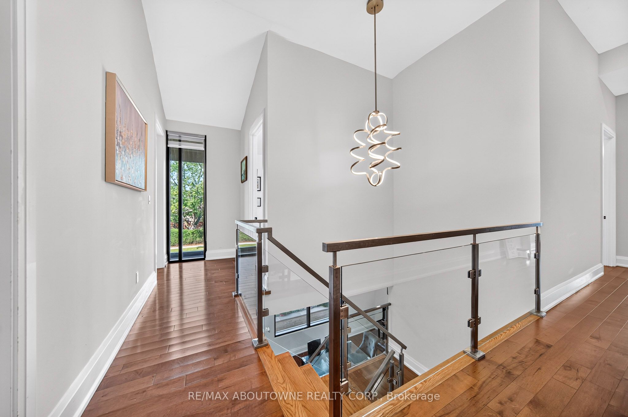 1526 Bridge Road, Oakville ‣ W13787678 1526 Bridge Road, Oakville ‣ W13787678