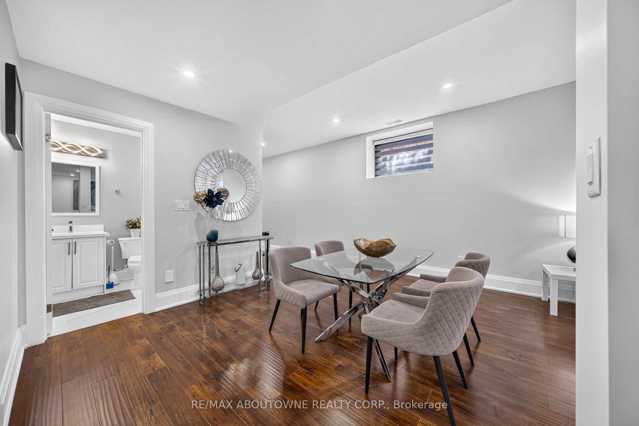 1526 Bridge Road, Oakville ‣ W13787678 1526 Bridge Road, Oakville ‣ W13787678