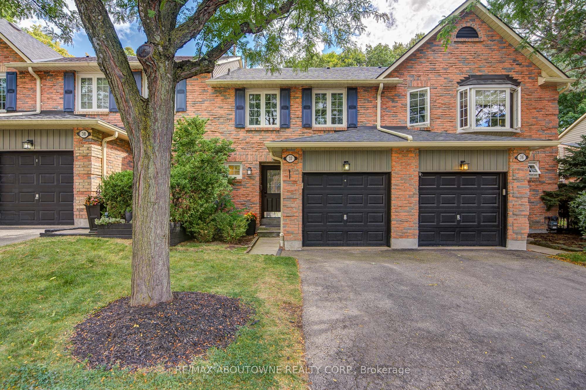 37 – 2766 Folkway Drive, Mississauga