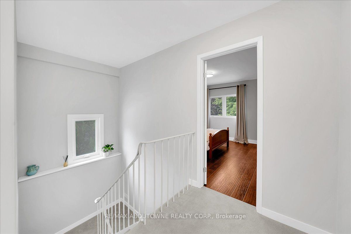 3985 Taffey Crescent, Mississauga ‣ W13790180 3985 Taffey Crescent, Mississauga ‣ W13790180