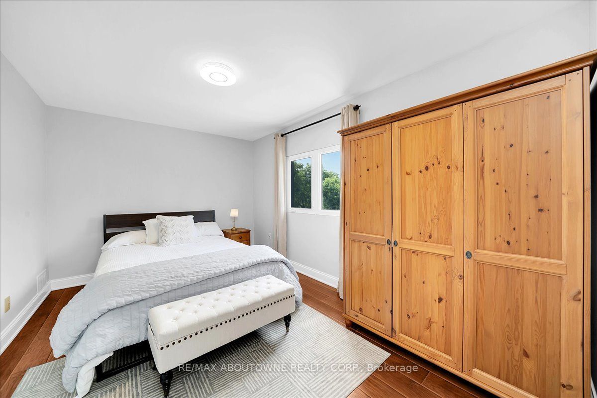 3985 Taffey Crescent, Mississauga ‣ W13790180 3985 Taffey Crescent, Mississauga ‣ W13790180