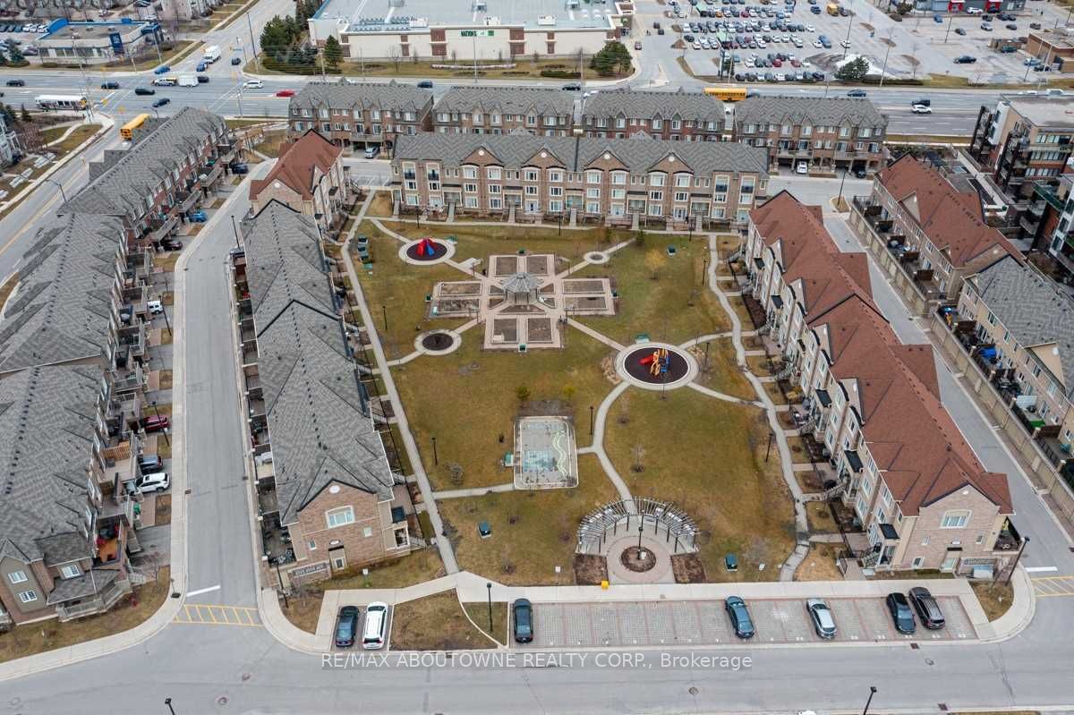 12 – 3100 Boxford Crescent, Mississauga