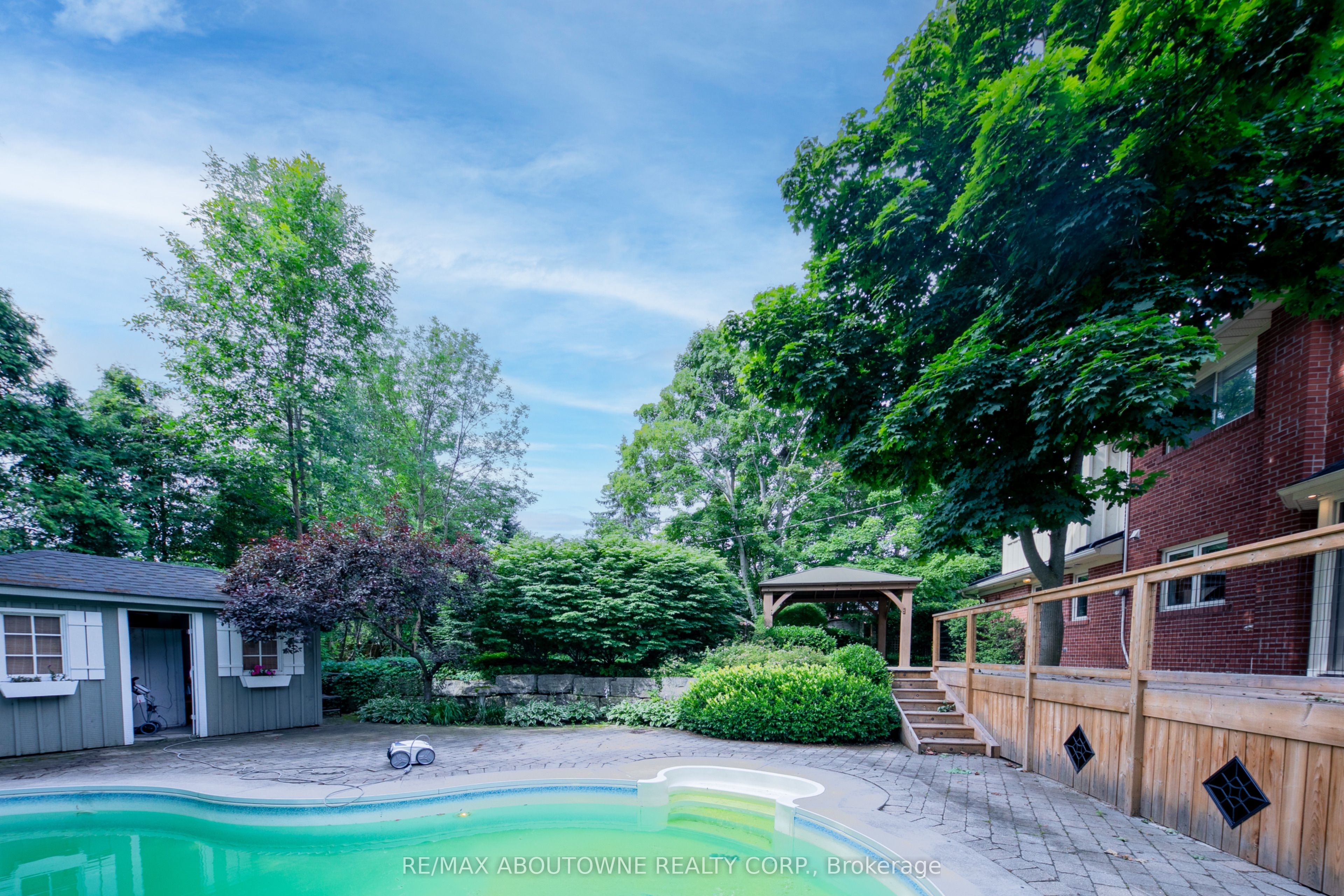 1290 Braeside Drive, Oakville ‣ W13791354 1290 Braeside Drive, Oakville ‣ W13791354