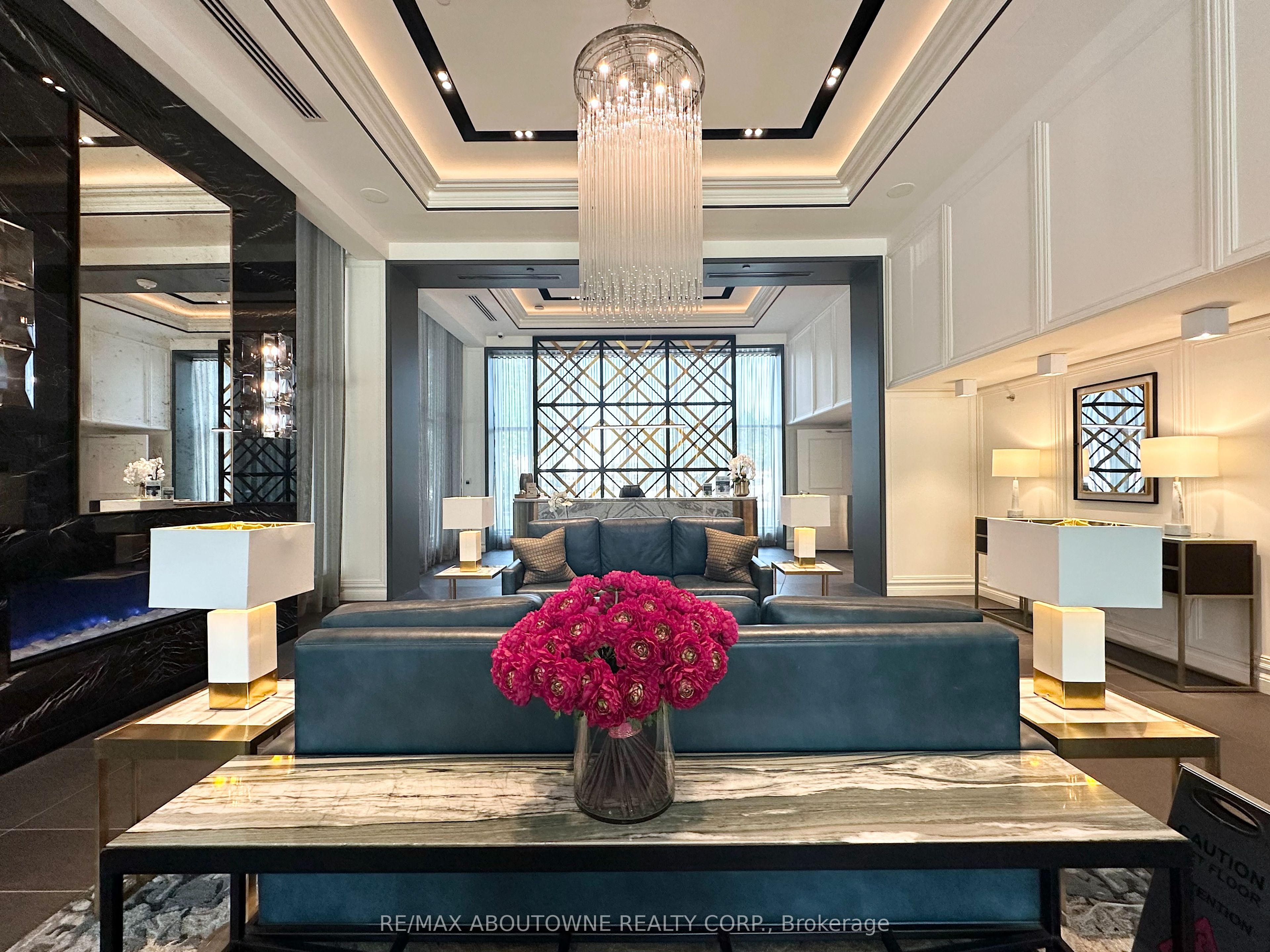 319 – 2333 Taunton Road, Oakville