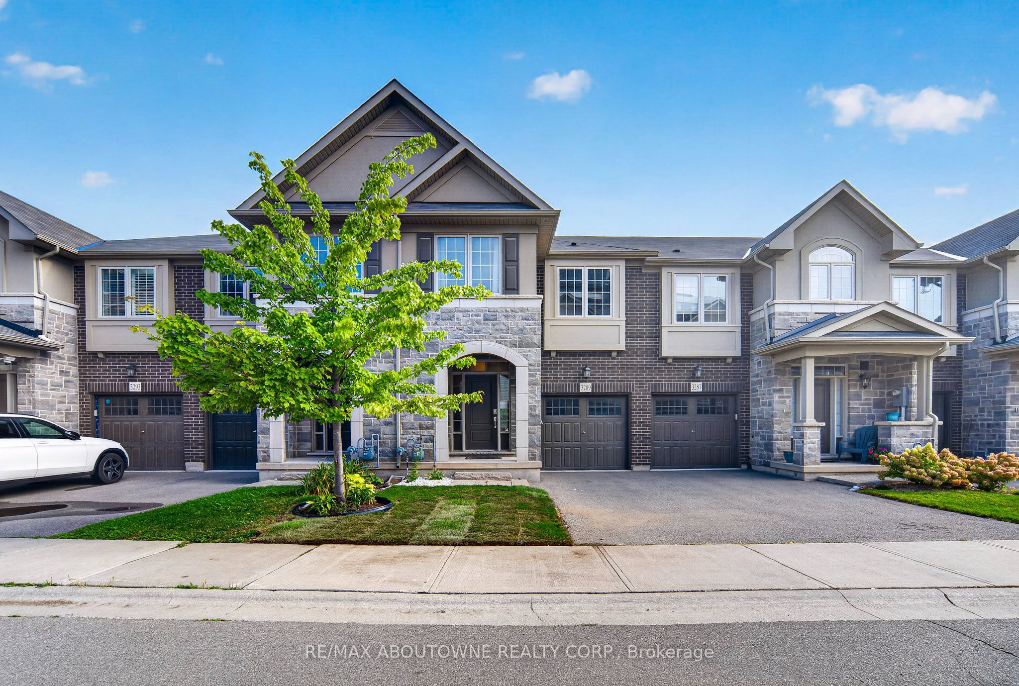 3289 Mockingbird Common, Oakville