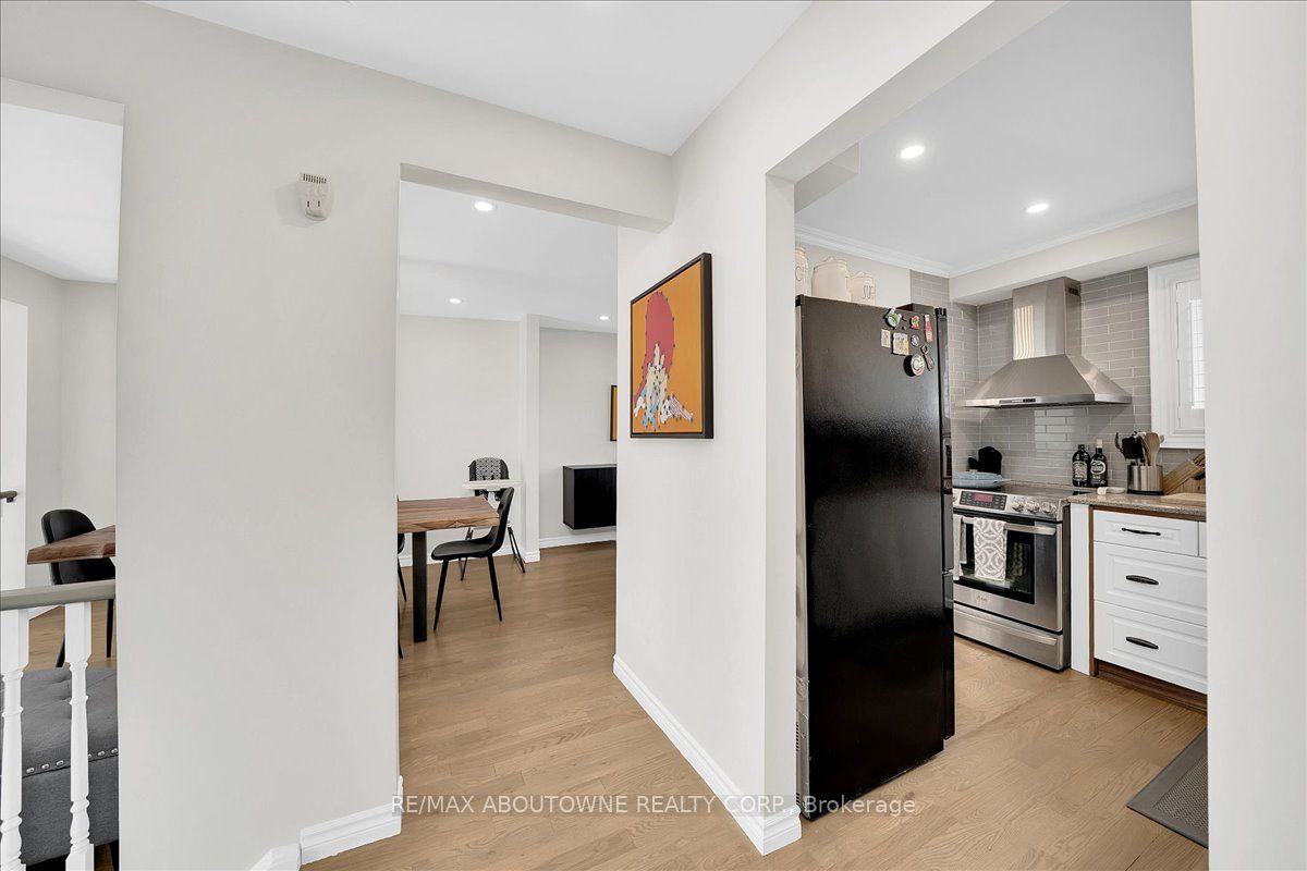 2736 Council Ring Road, Mississauga ‣ W13808678 2736 Council Ring Road, Mississauga ‣ W13808678