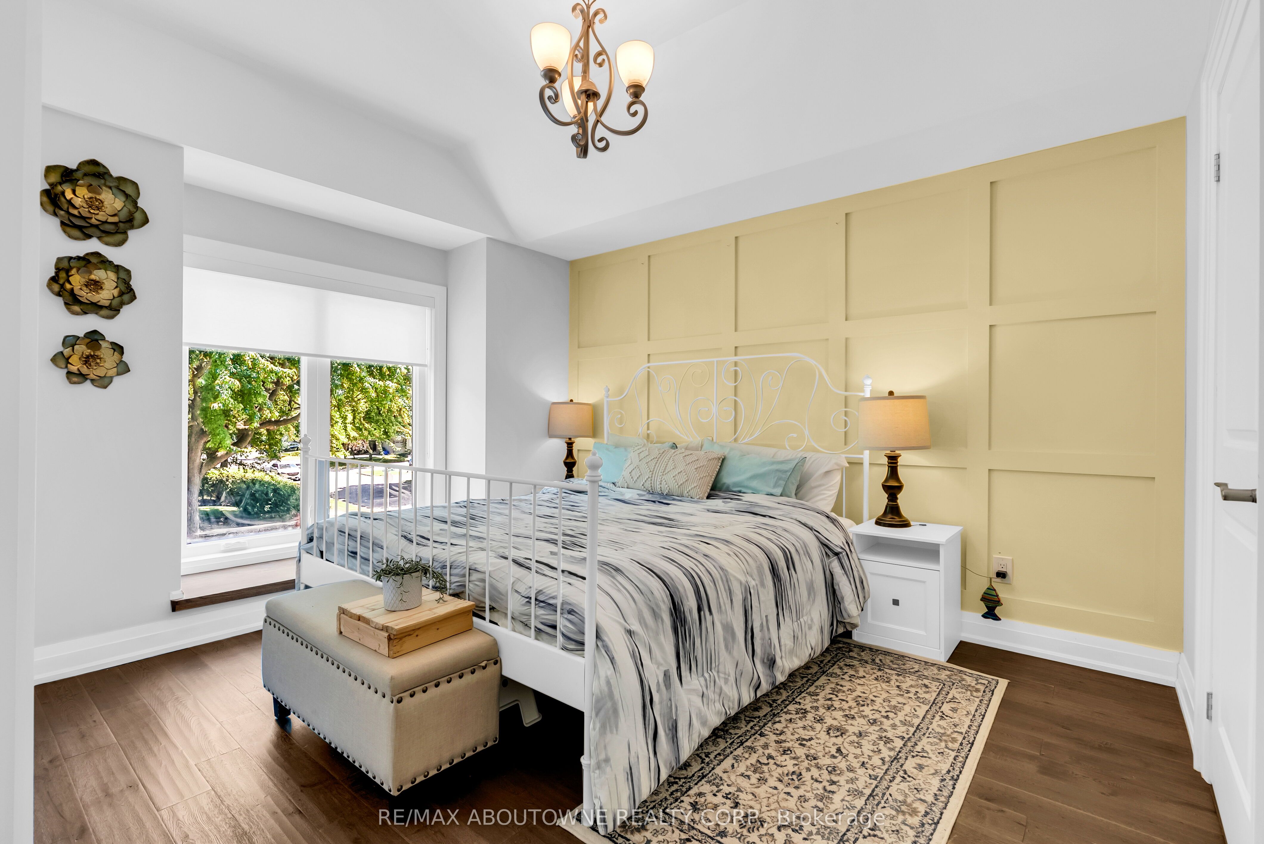 428 Brookmill Road, Oakville ‣ W13821214 428 Brookmill Road, Oakville ‣ W13821214