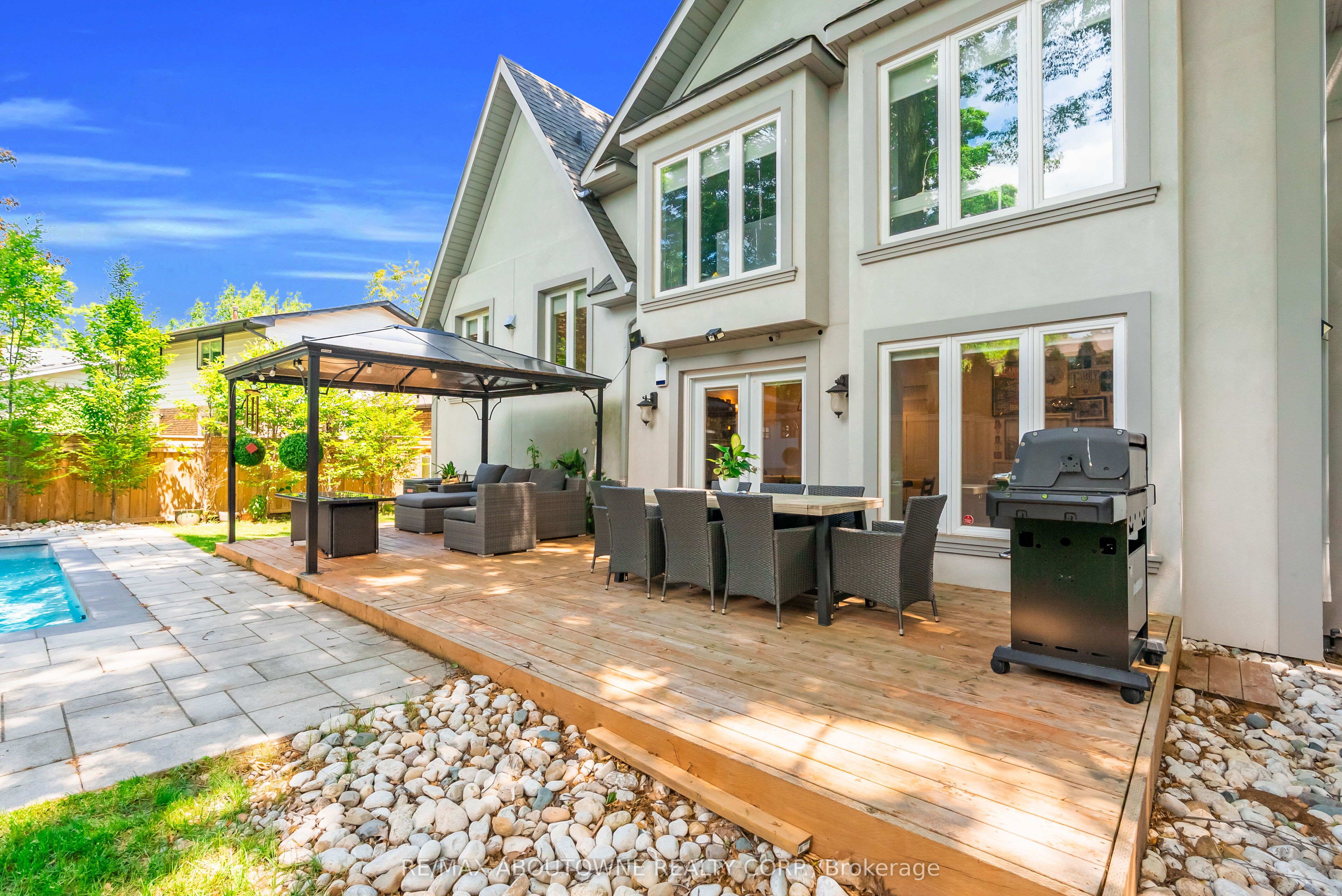 428 Brookmill Road, Oakville ‣ W13821214 428 Brookmill Road, Oakville ‣ W13821214