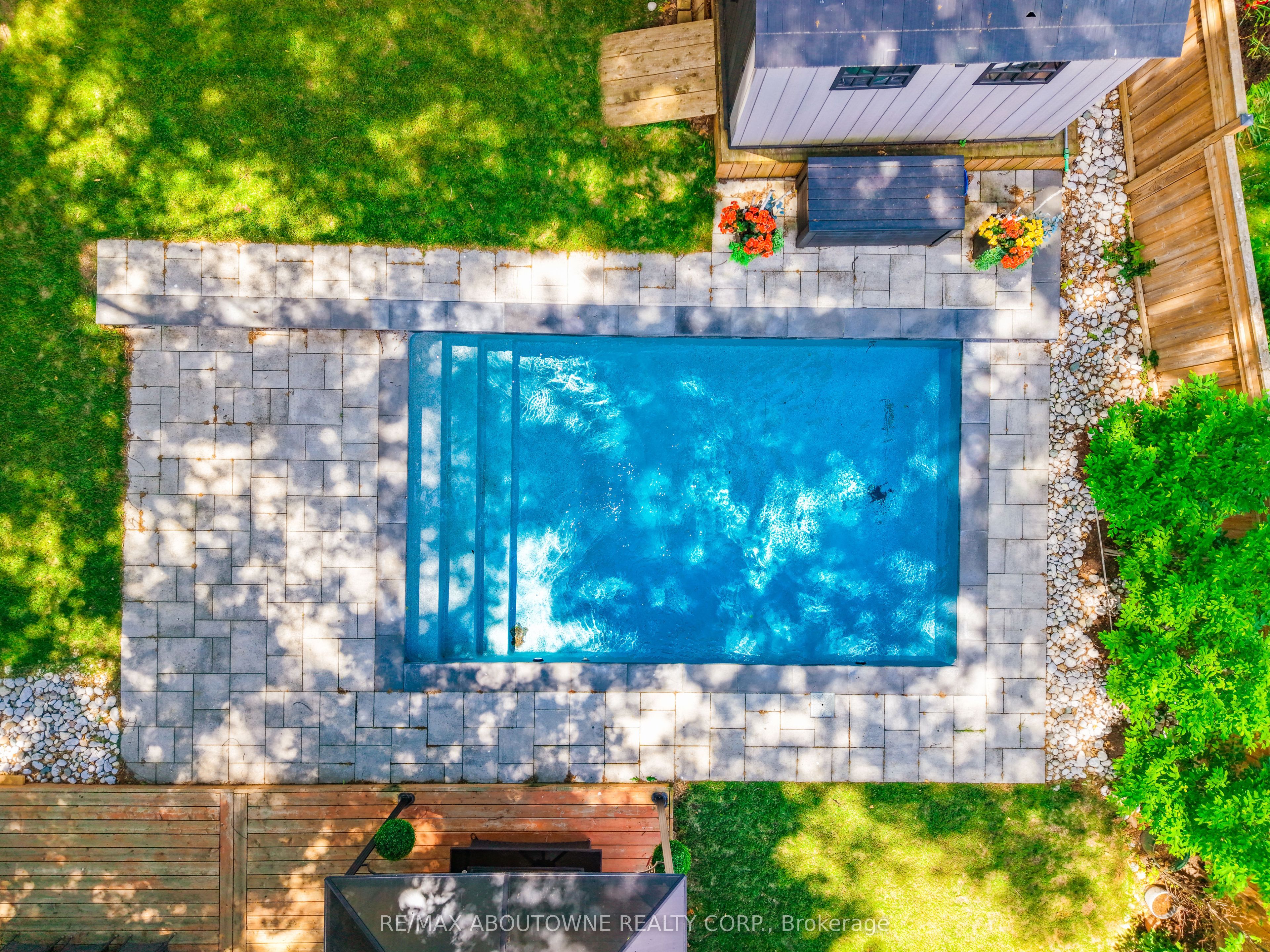 428 Brookmill Road, Oakville ‣ W13821214 428 Brookmill Road, Oakville ‣ W13821214