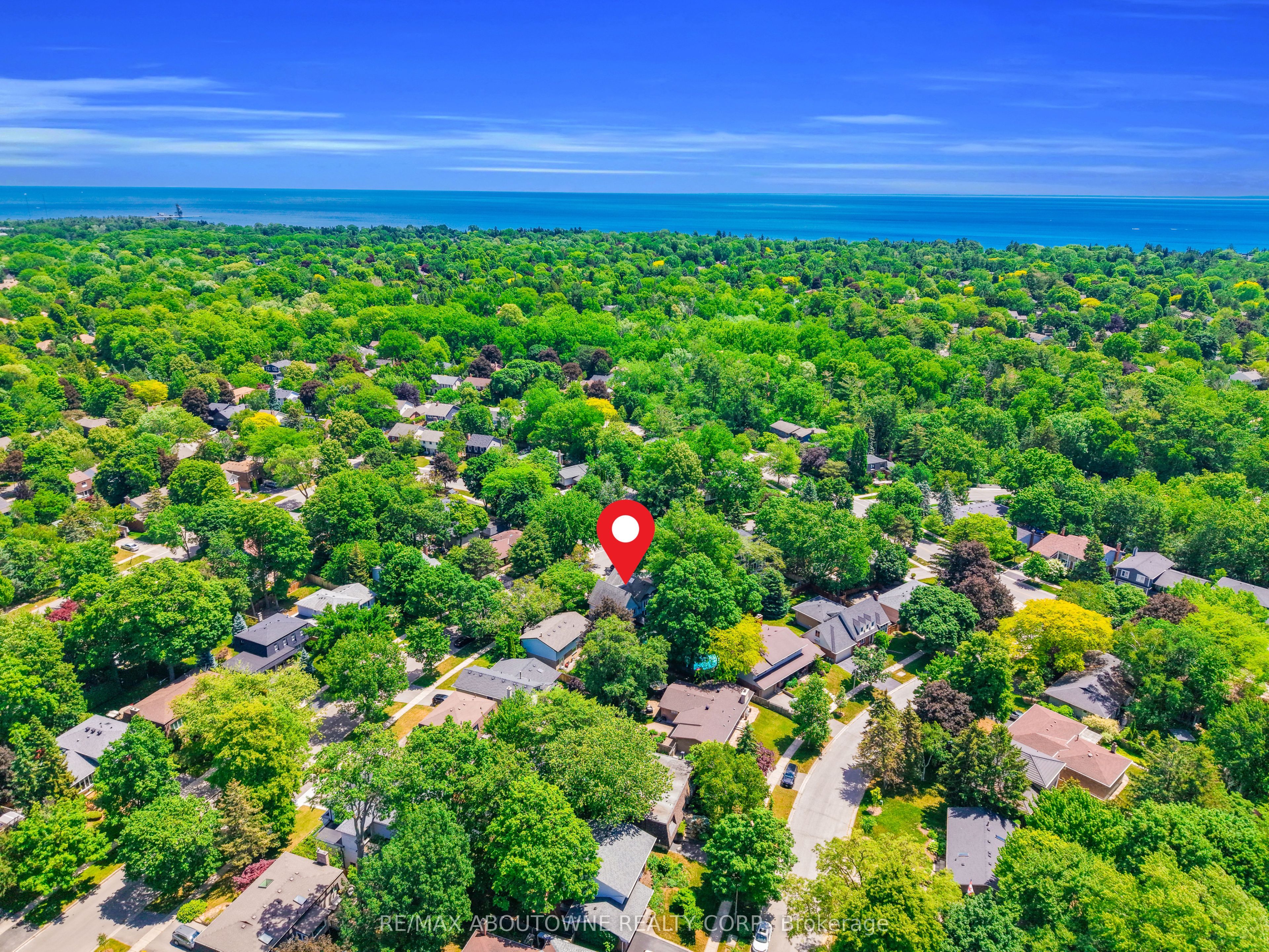 428 Brookmill Road, Oakville ‣ W13821214 428 Brookmill Road, Oakville ‣ W13821214