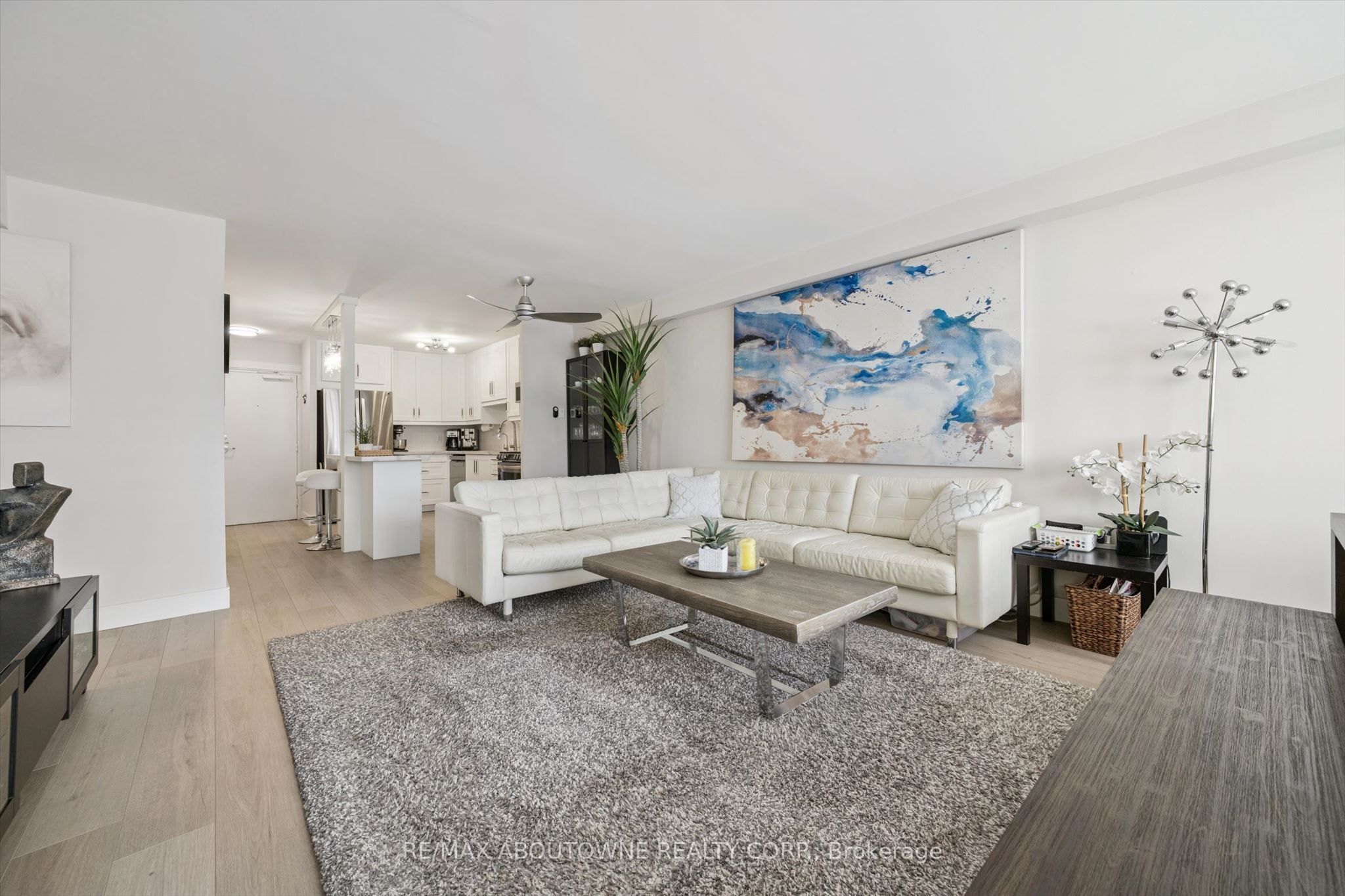 Call LBO – 81 MILLSIDE Drive, Milton