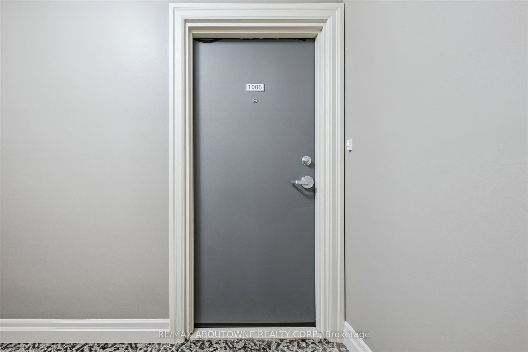 Call LBO – 81 MILLSIDE Drive, Milton ‣ W13824110 Call LBO – 81 MILLSIDE Drive, Milton ‣ W13824110