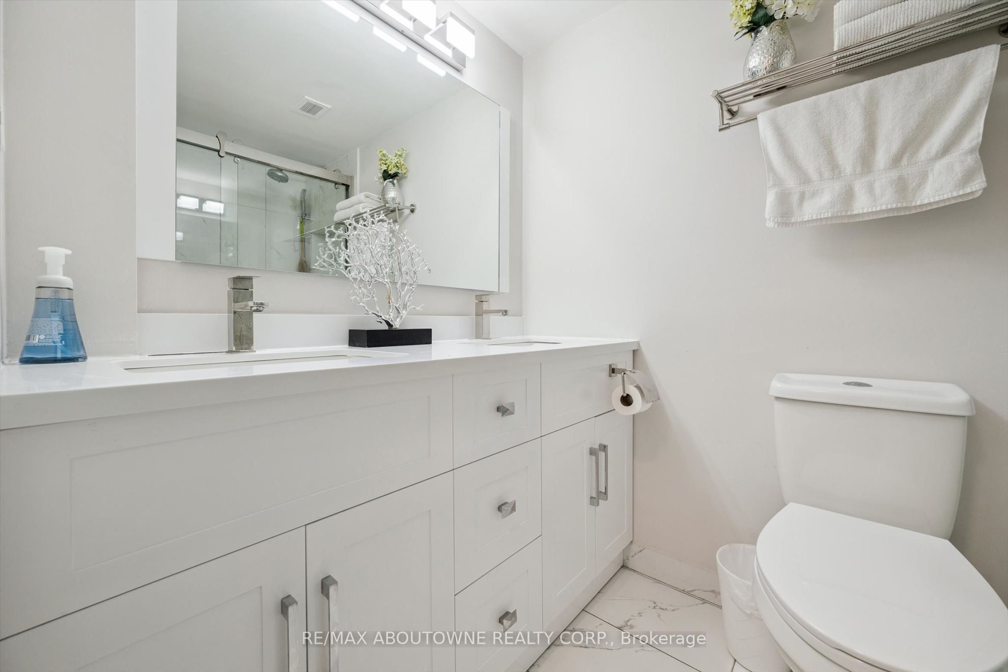 Call LBO – 81 MILLSIDE Drive, Milton ‣ W13824110 Call LBO – 81 MILLSIDE Drive, Milton ‣ W13824110
