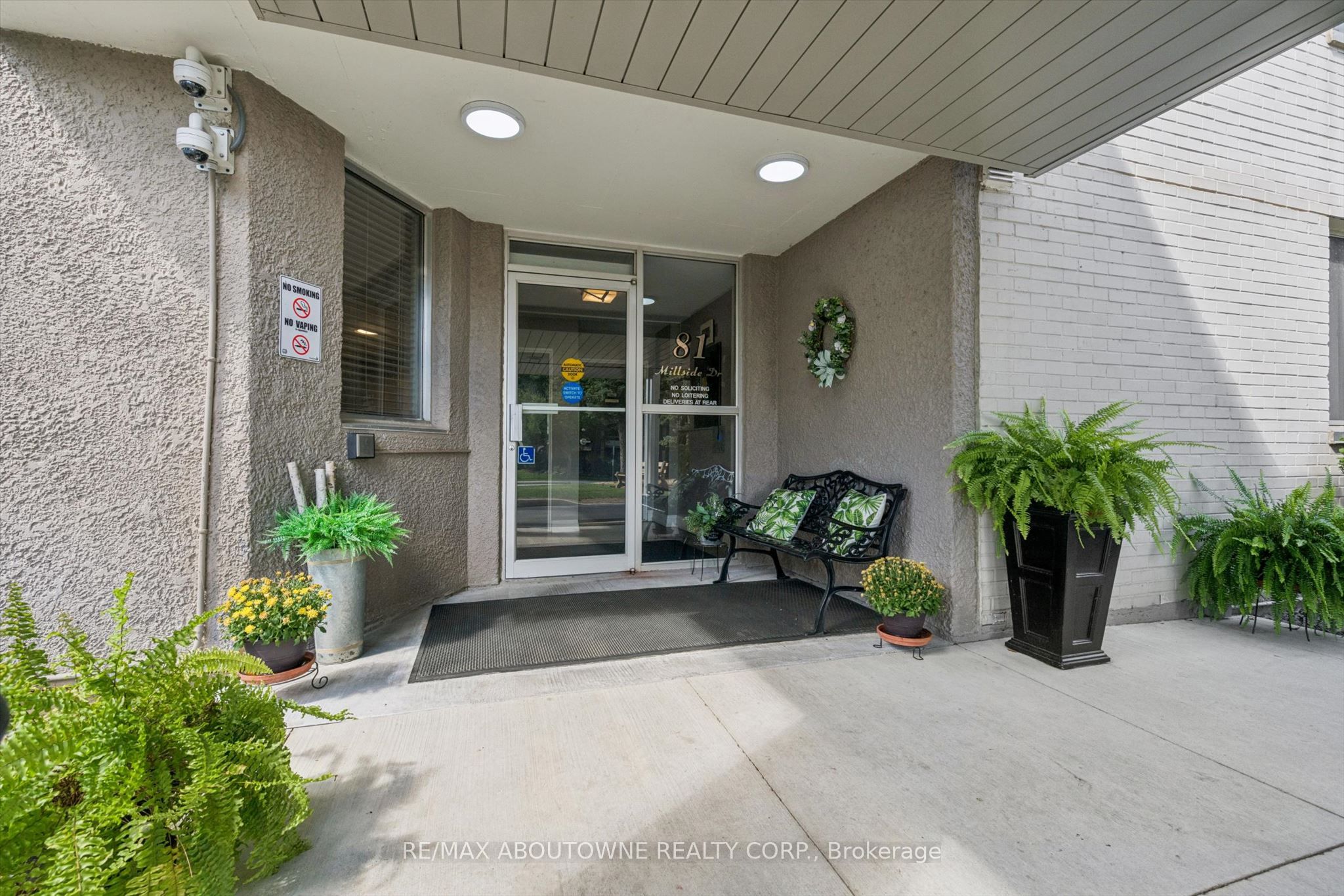 Call LBO – 81 MILLSIDE Drive, Milton ‣ W13824110 Call LBO – 81 MILLSIDE Drive, Milton ‣ W13824110