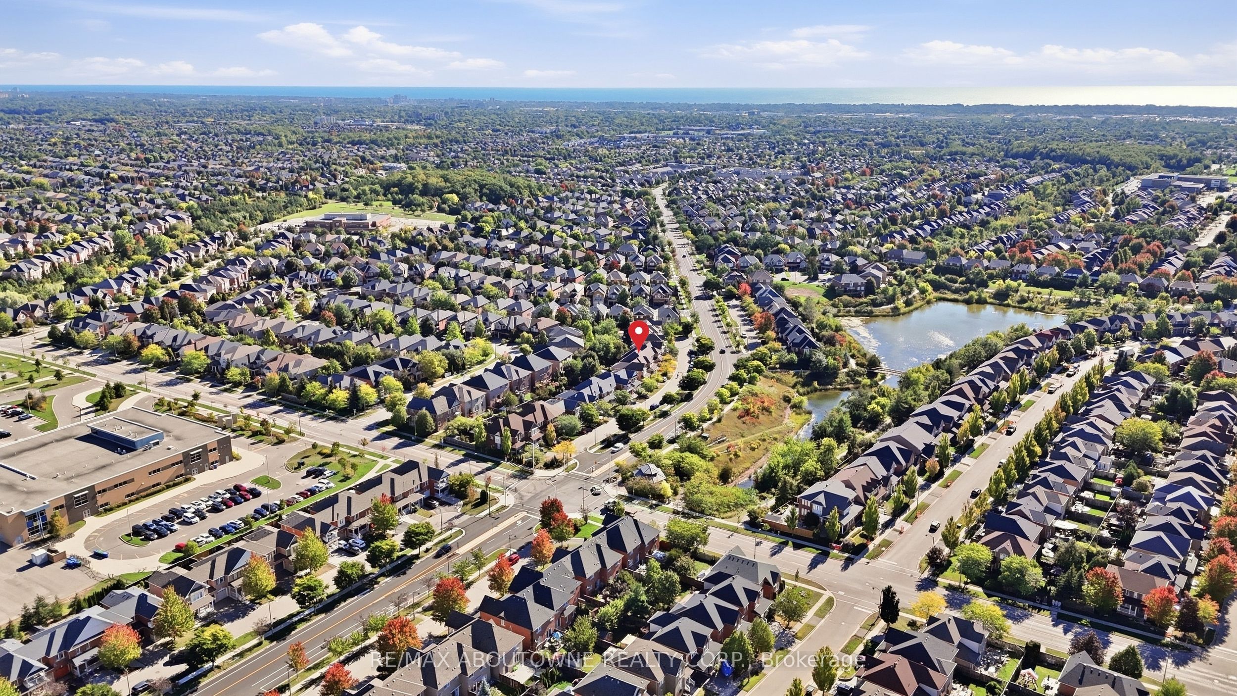 2409 Postmaster Drive, Oakville ‣ W13829152 2409 Postmaster Drive, Oakville ‣ W13829152