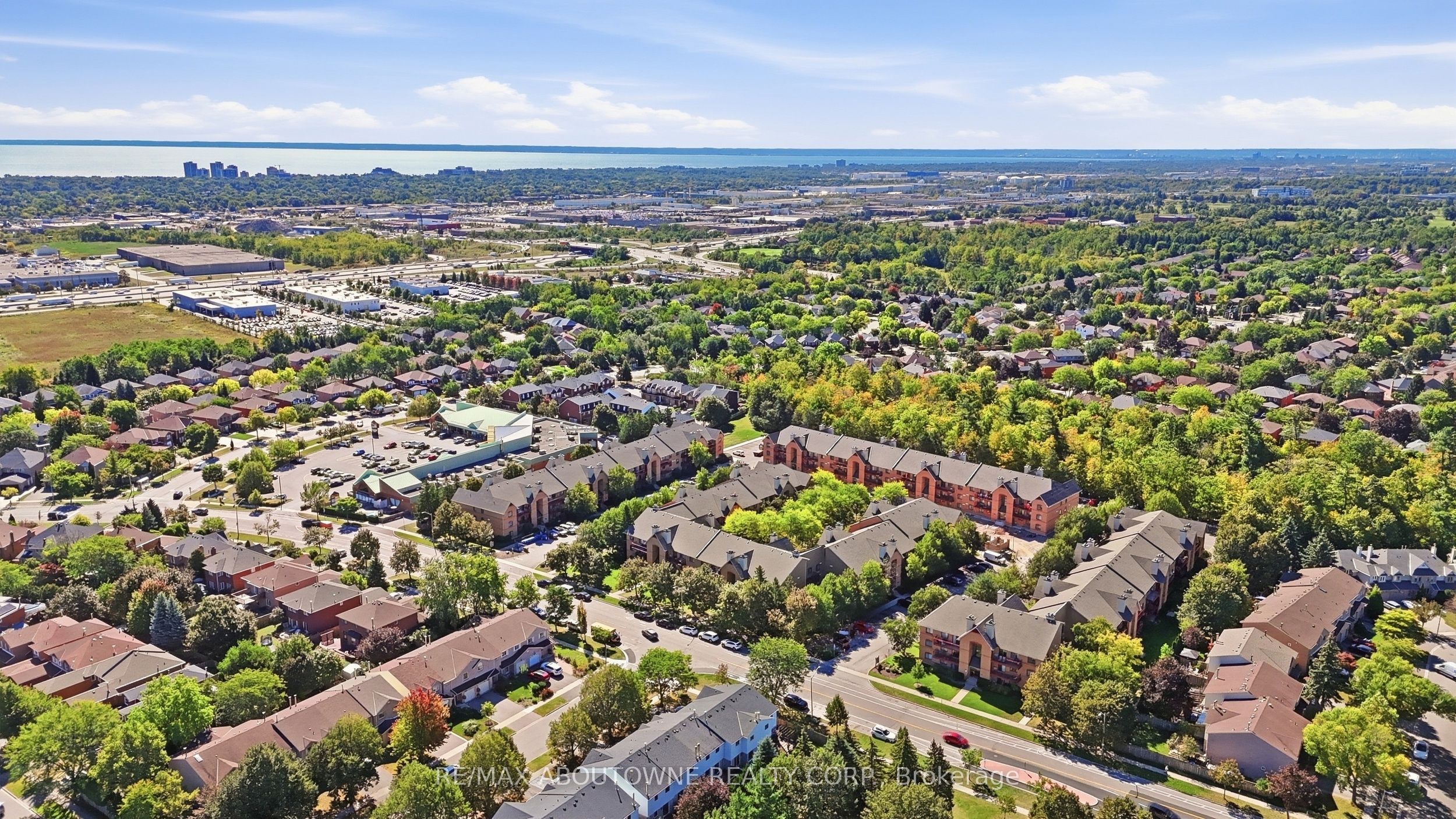 65 – 1480 Pilgrims Way, Oakville ‣ W13830064 65 – 1480 Pilgrims Way, Oakville ‣ W13830064