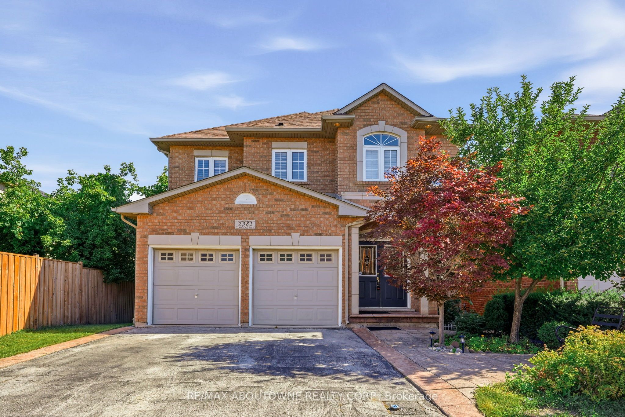 2381 Grand Oak Trail, Oakville