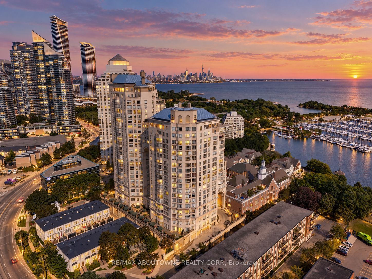 1 – 2287 Lake Shore Road, Toronto W06