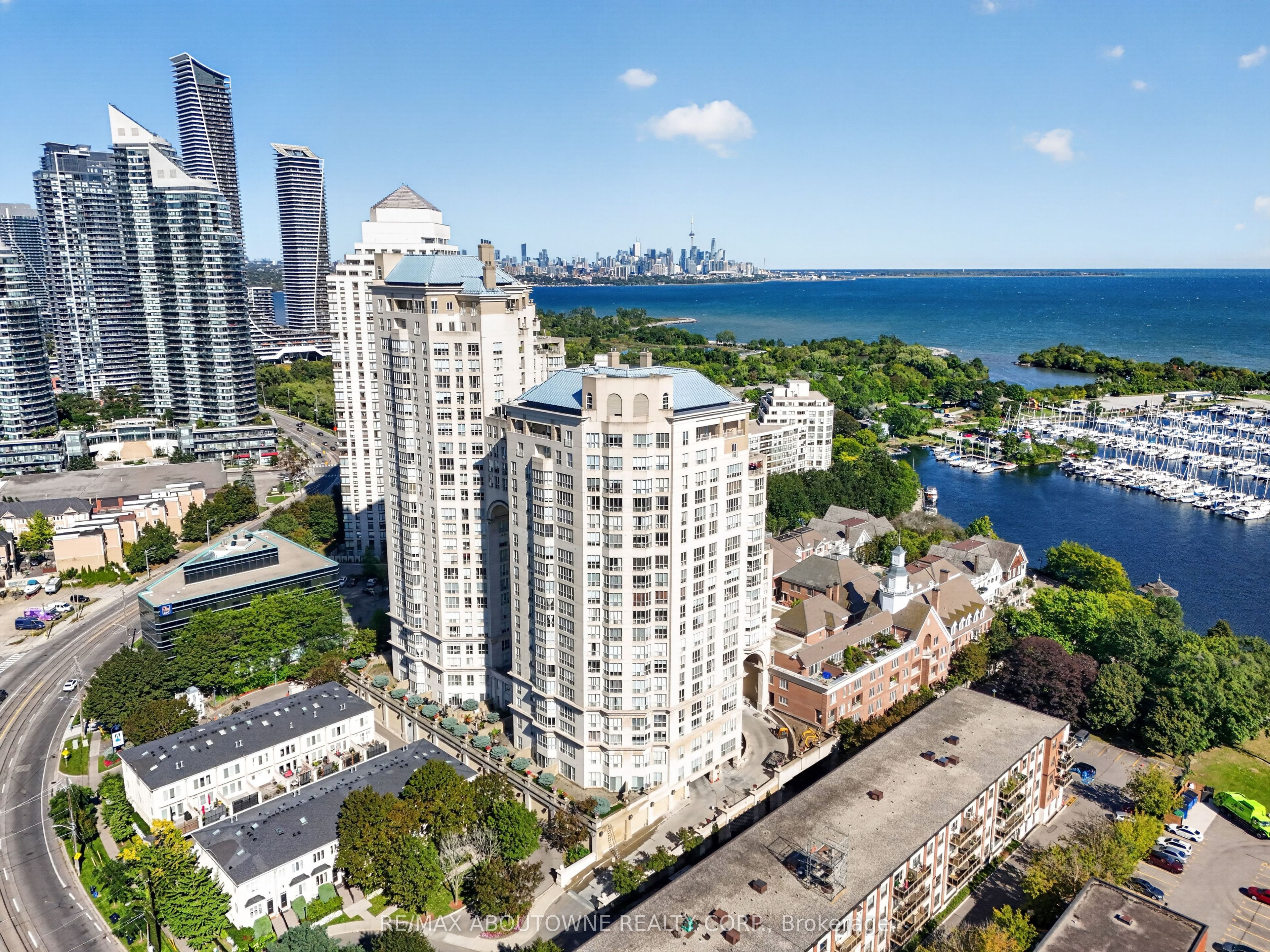 1 – 2287 Lake Shore Road, Toronto W06 ‣ W13834436 1 – 2287 Lake Shore Road, Toronto W06 ‣ W13834436