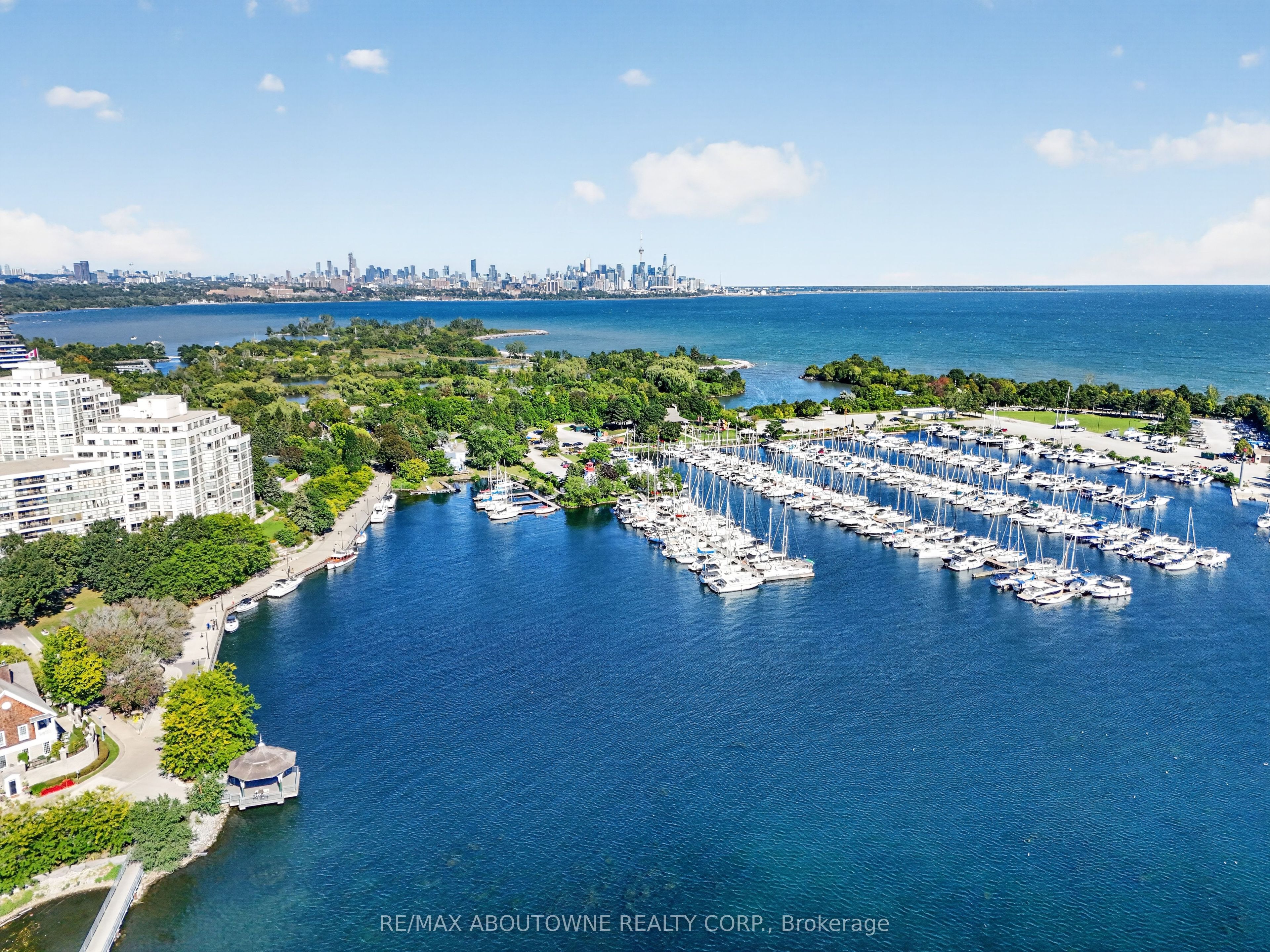 1 – 2287 Lake Shore Road, Toronto W06 ‣ W13834436 1 – 2287 Lake Shore Road, Toronto W06 ‣ W13834436