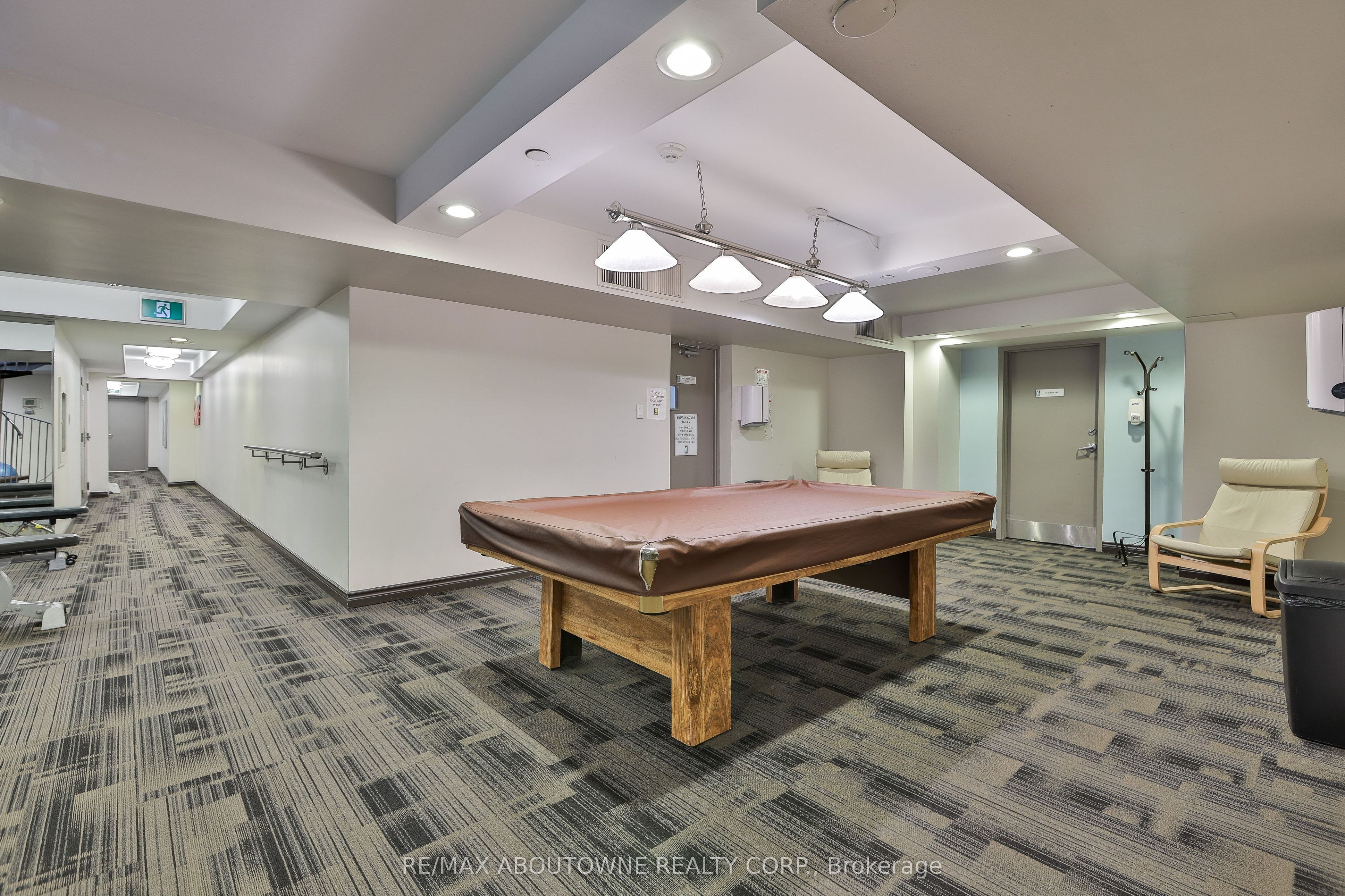 1 – 2287 Lake Shore Road, Toronto W06 ‣ W13834436 1 – 2287 Lake Shore Road, Toronto W06 ‣ W13834436