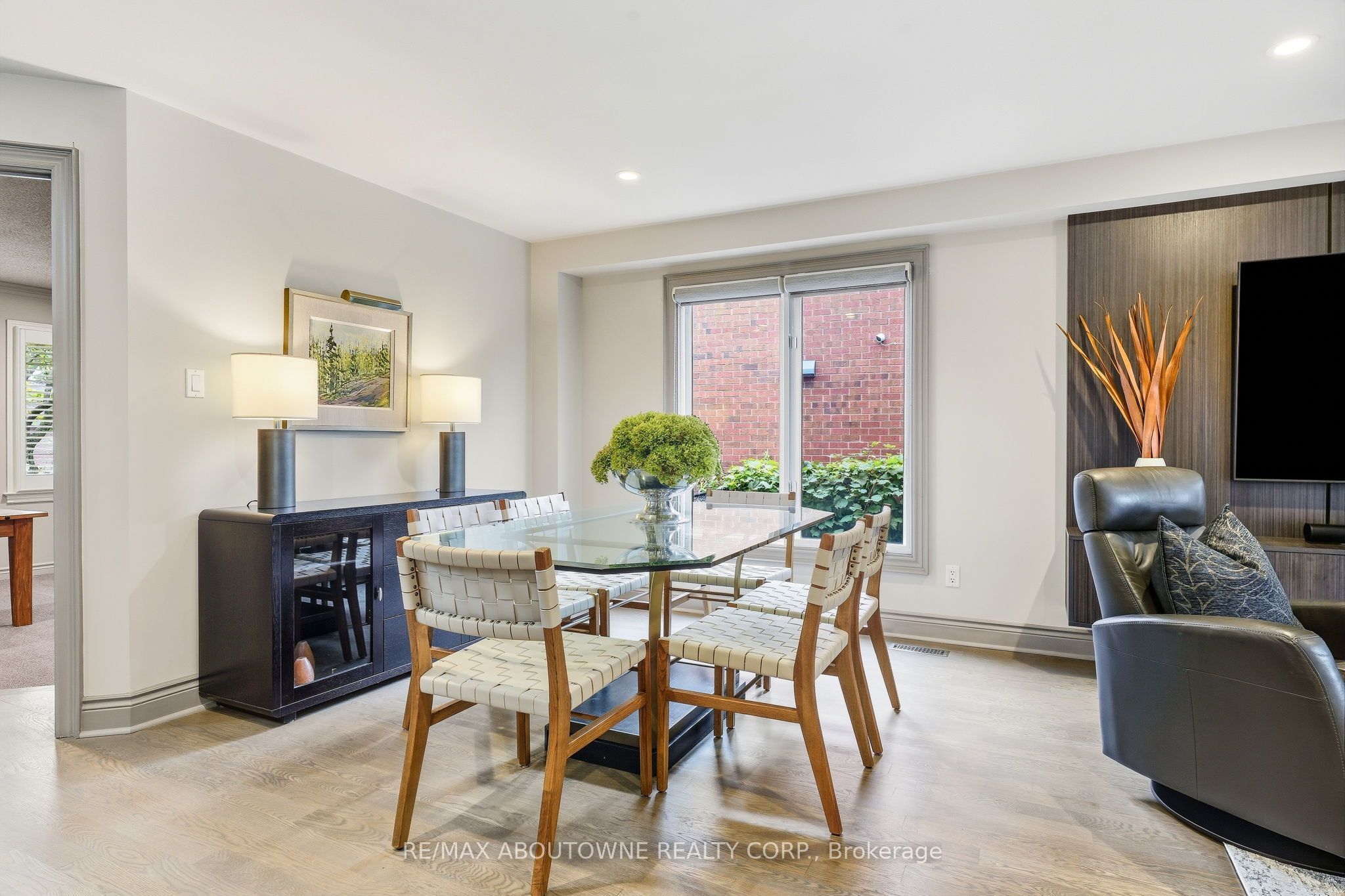 2747 Teak Crescent, Oakville ‣ W13849268 2747 Teak Crescent, Oakville ‣ W13849268