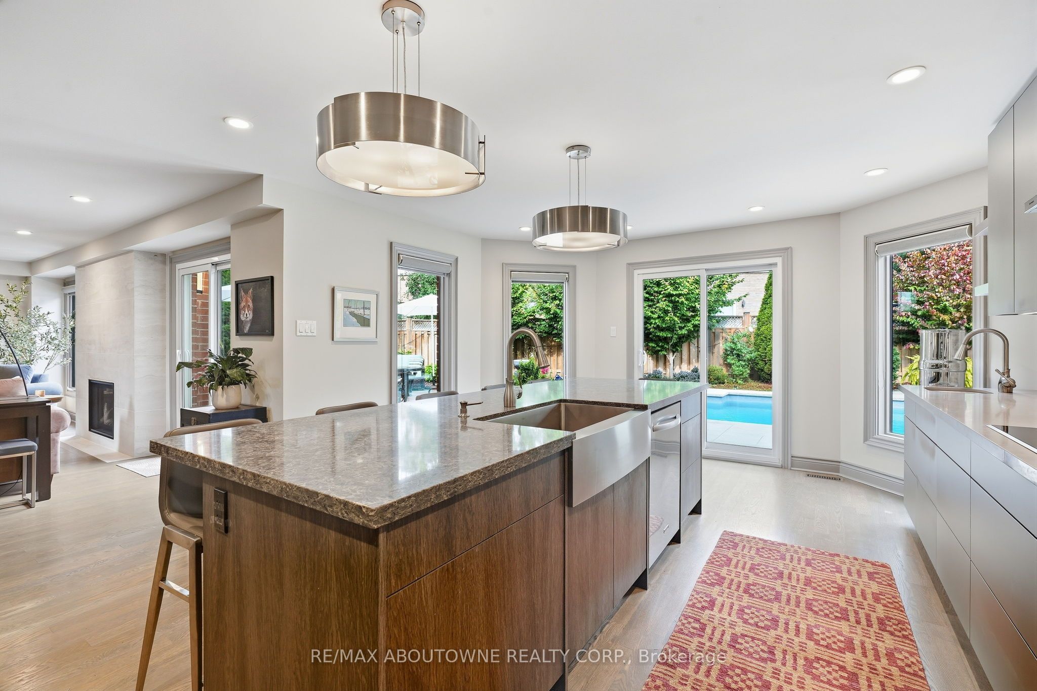 2747 Teak Crescent, Oakville ‣ W13849268 2747 Teak Crescent, Oakville ‣ W13849268
