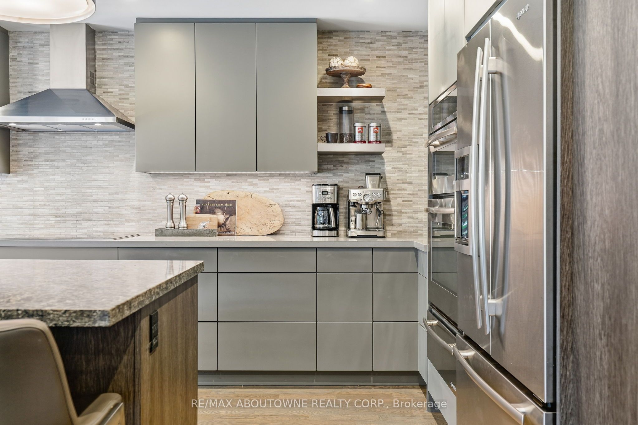 2747 Teak Crescent, Oakville ‣ W13849268 2747 Teak Crescent, Oakville ‣ W13849268