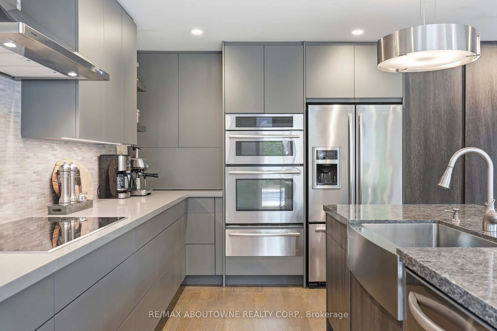 2747 Teak Crescent, Oakville ‣ W13849268 2747 Teak Crescent, Oakville ‣ W13849268