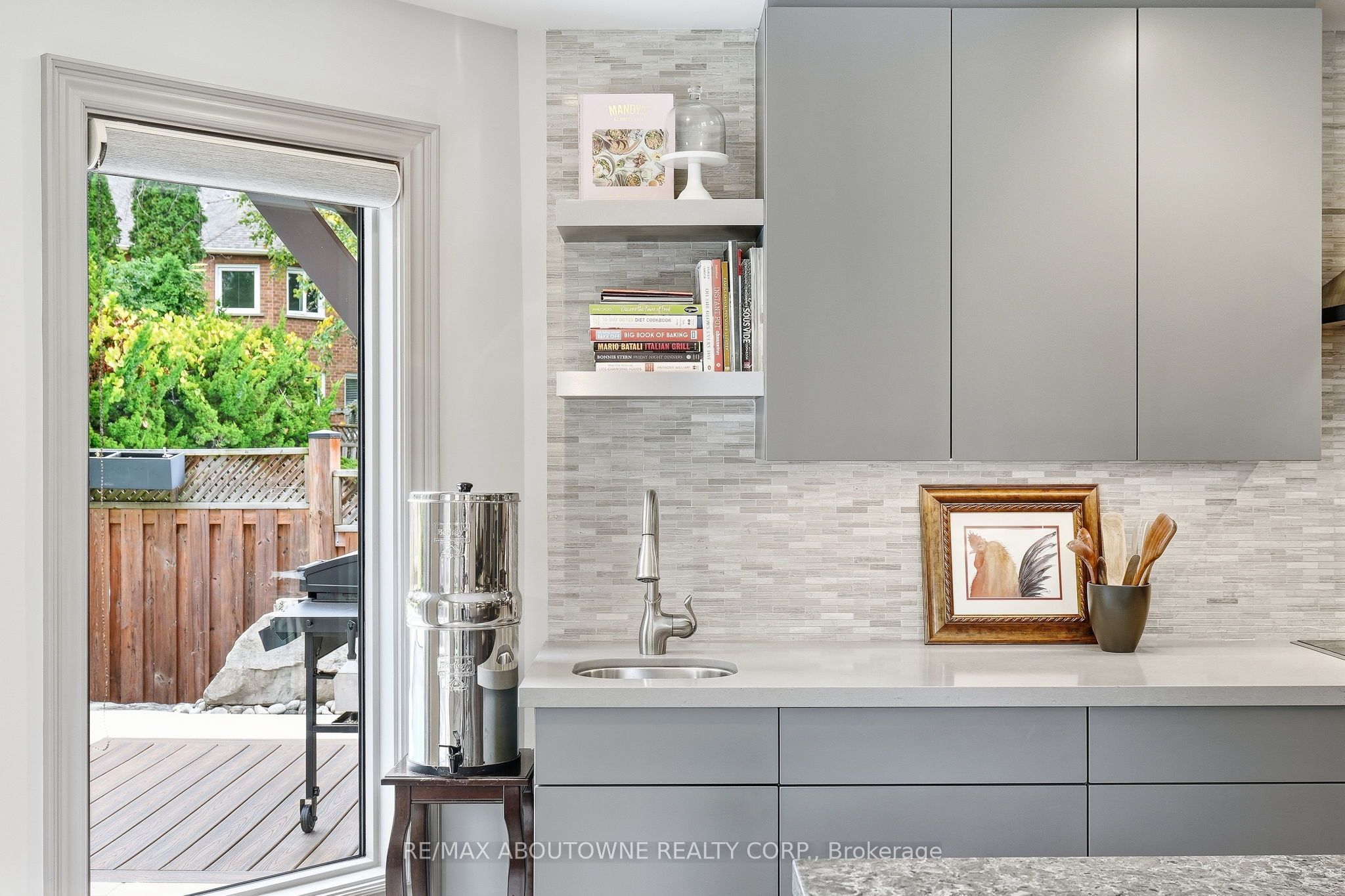 2747 Teak Crescent, Oakville ‣ W13849268 2747 Teak Crescent, Oakville ‣ W13849268
