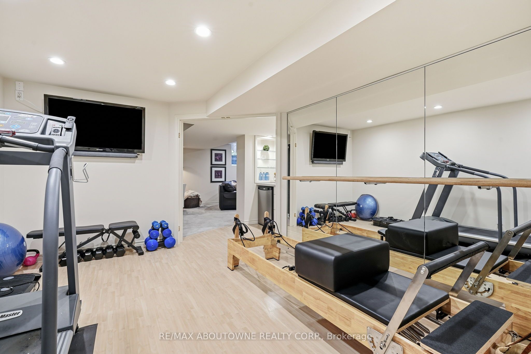 2747 Teak Crescent, Oakville ‣ W13849268 2747 Teak Crescent, Oakville ‣ W13849268