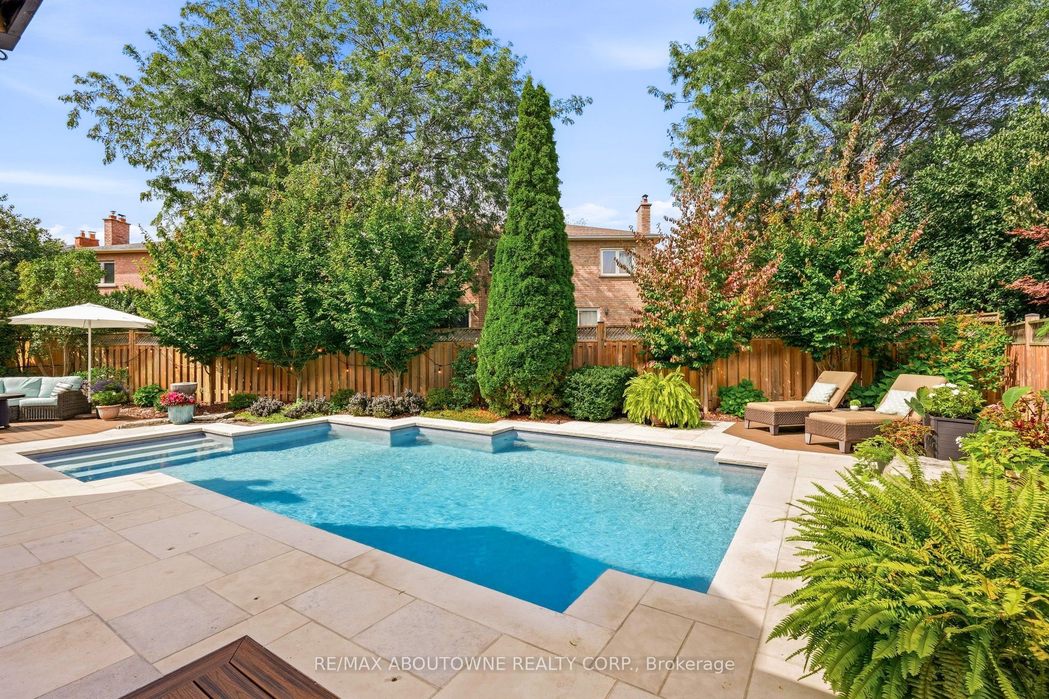 2747 Teak Crescent, Oakville ‣ W13849268 2747 Teak Crescent, Oakville ‣ W13849268