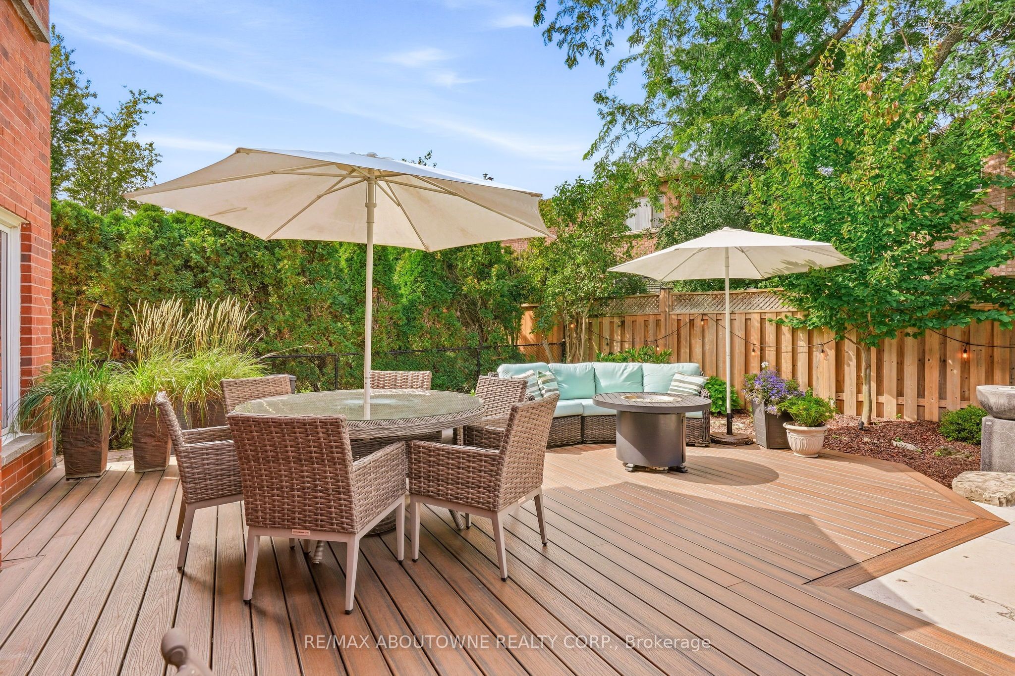 2747 Teak Crescent, Oakville ‣ W13849268 2747 Teak Crescent, Oakville ‣ W13849268