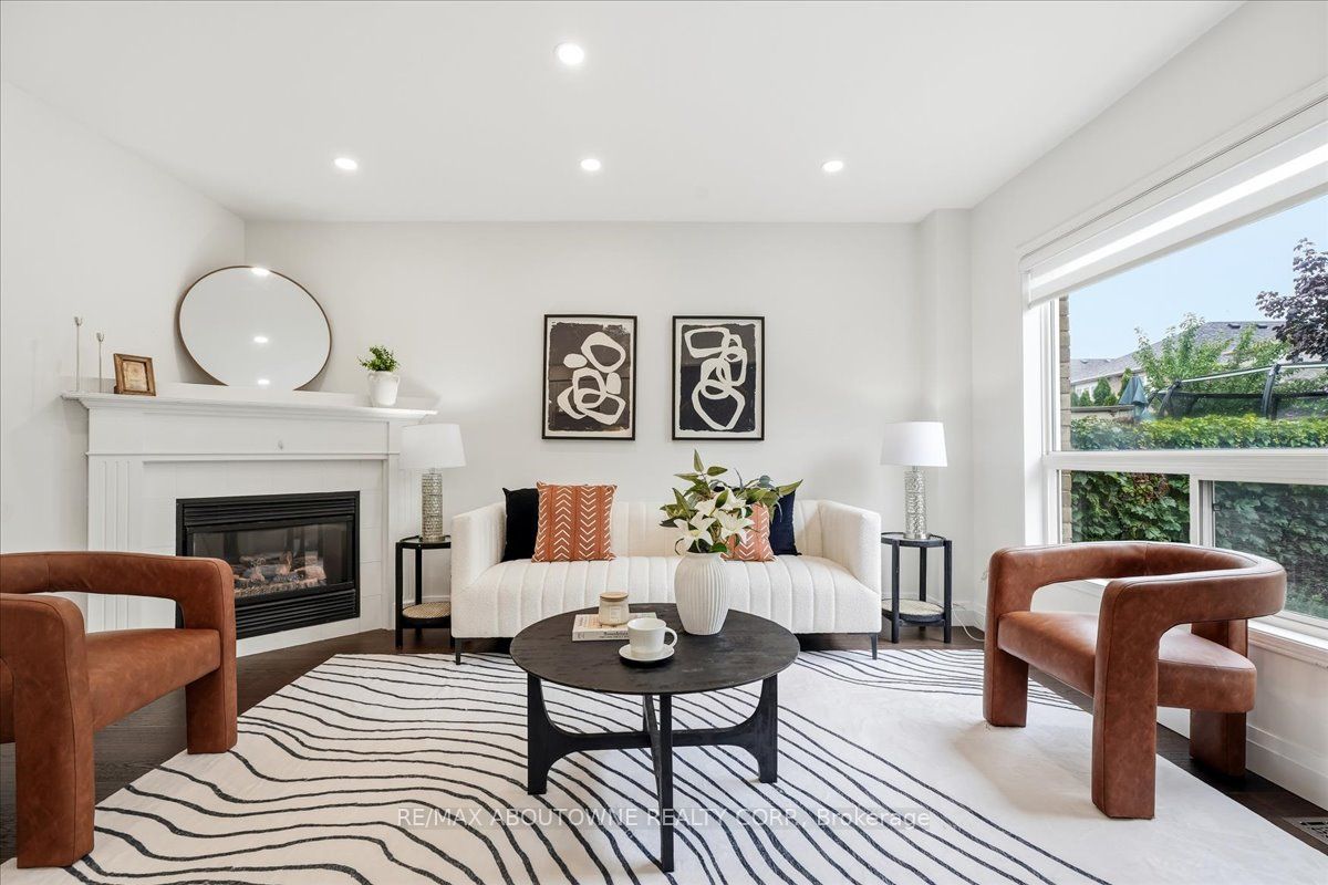 1282 Parkhurst Drive, Oakville ‣ W13851990 1282 Parkhurst Drive, Oakville ‣ W13851990