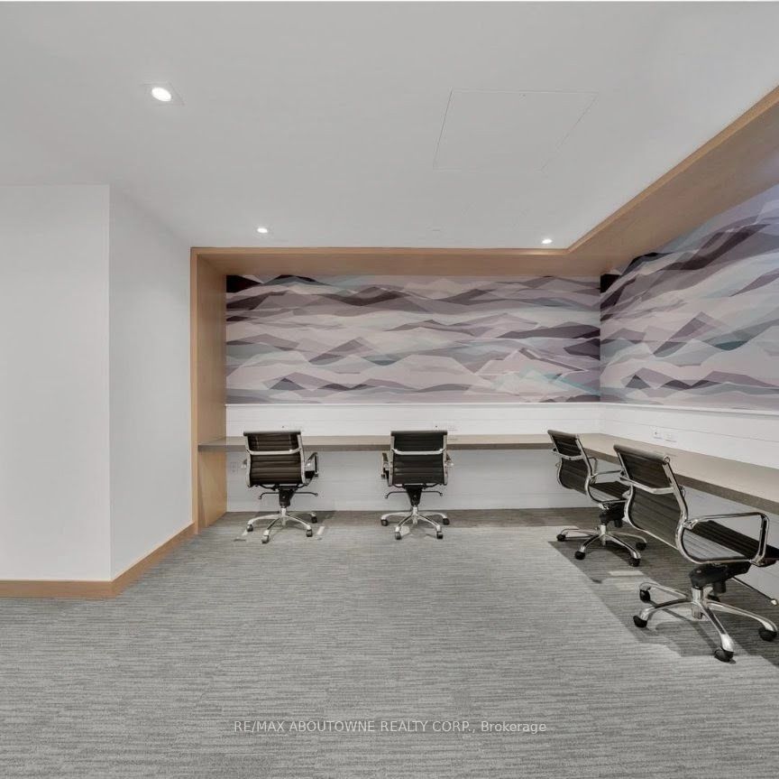A303 – 125 Bronte Road, Oakville ‣ W13855558 A303 – 125 Bronte Road, Oakville ‣ W13855558