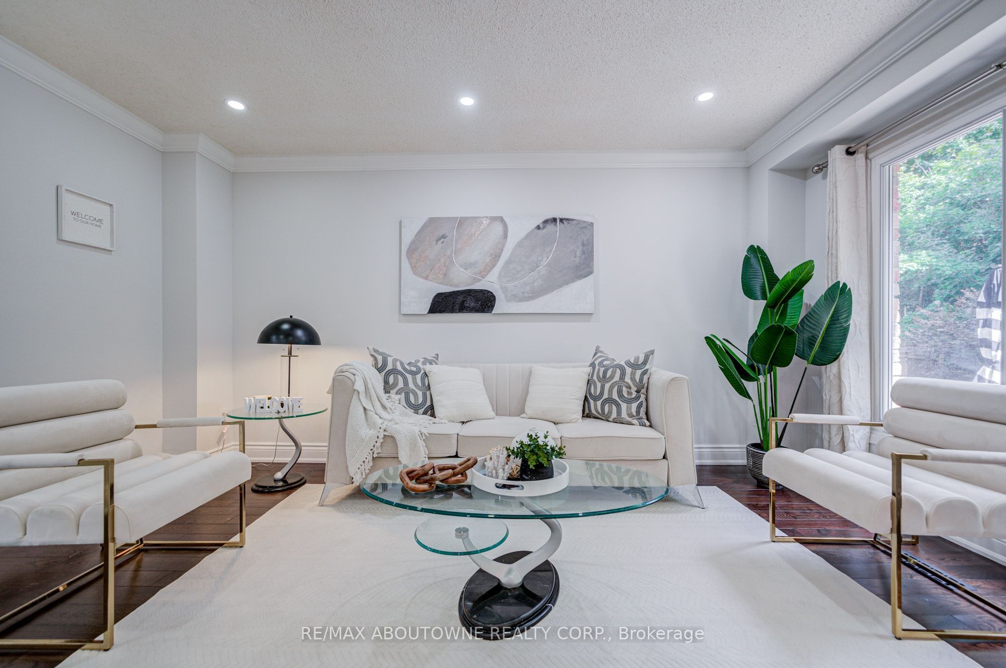 37 – 2766 Folkway Drive, Mississauga ‣ W13858052 37 – 2766 Folkway Drive, Mississauga ‣ W13858052