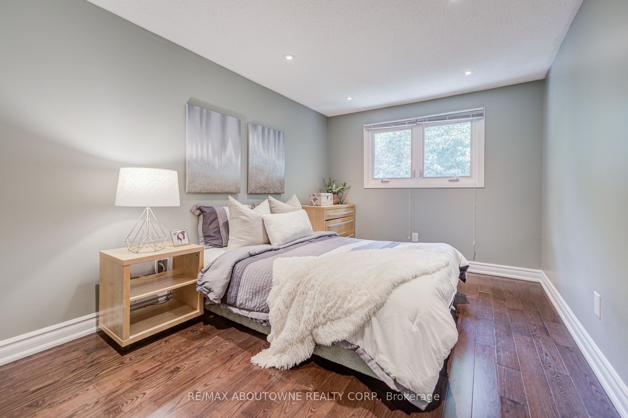 37 – 2766 Folkway Drive, Mississauga ‣ W13858052 37 – 2766 Folkway Drive, Mississauga ‣ W13858052