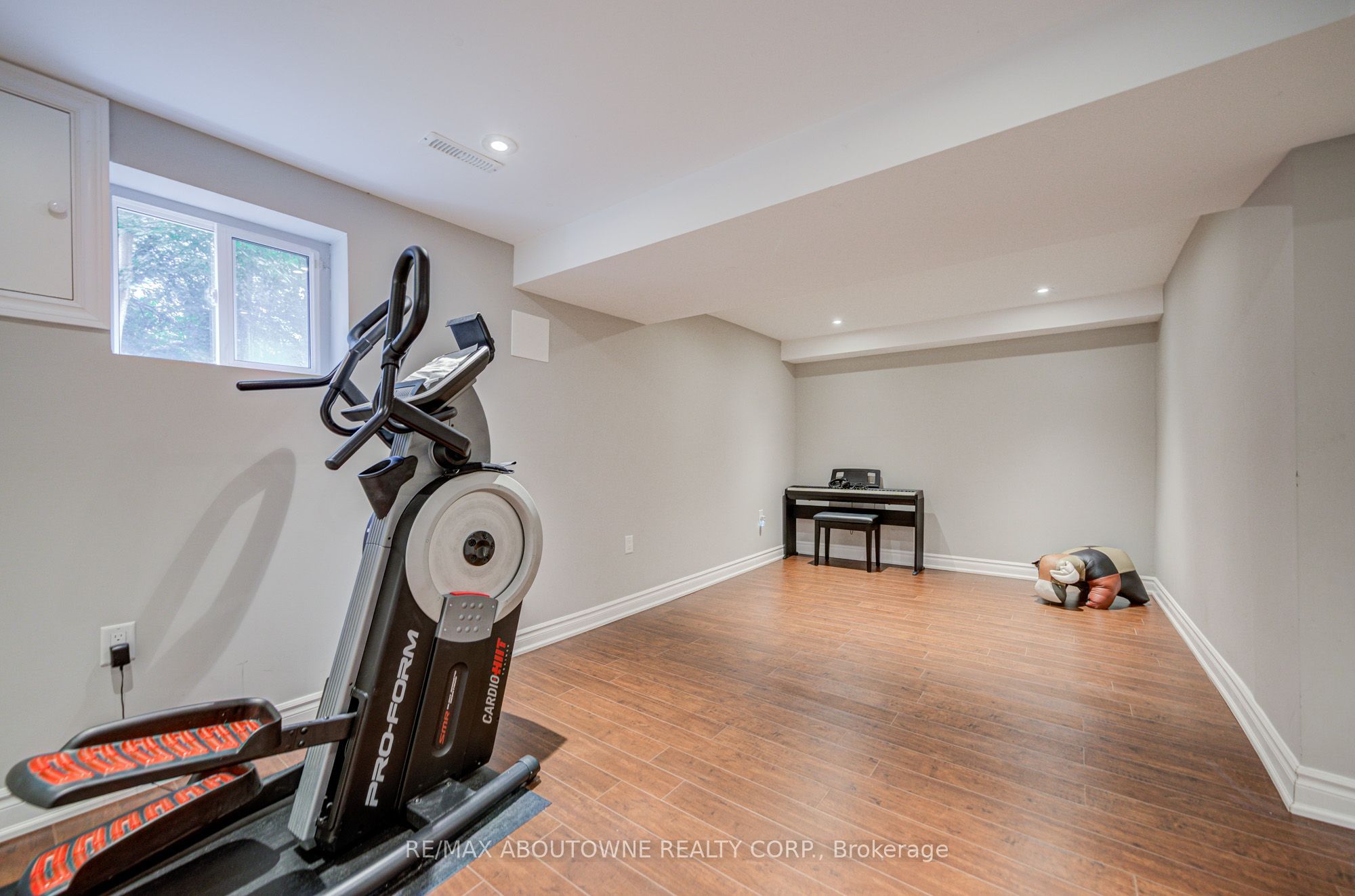 37 – 2766 Folkway Drive, Mississauga ‣ W13858052 37 – 2766 Folkway Drive, Mississauga ‣ W13858052