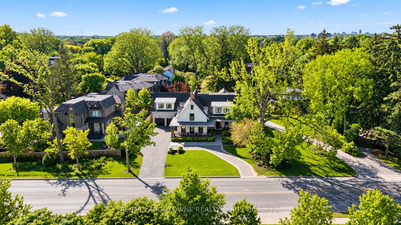 489 Lakeshore Road, Oakville